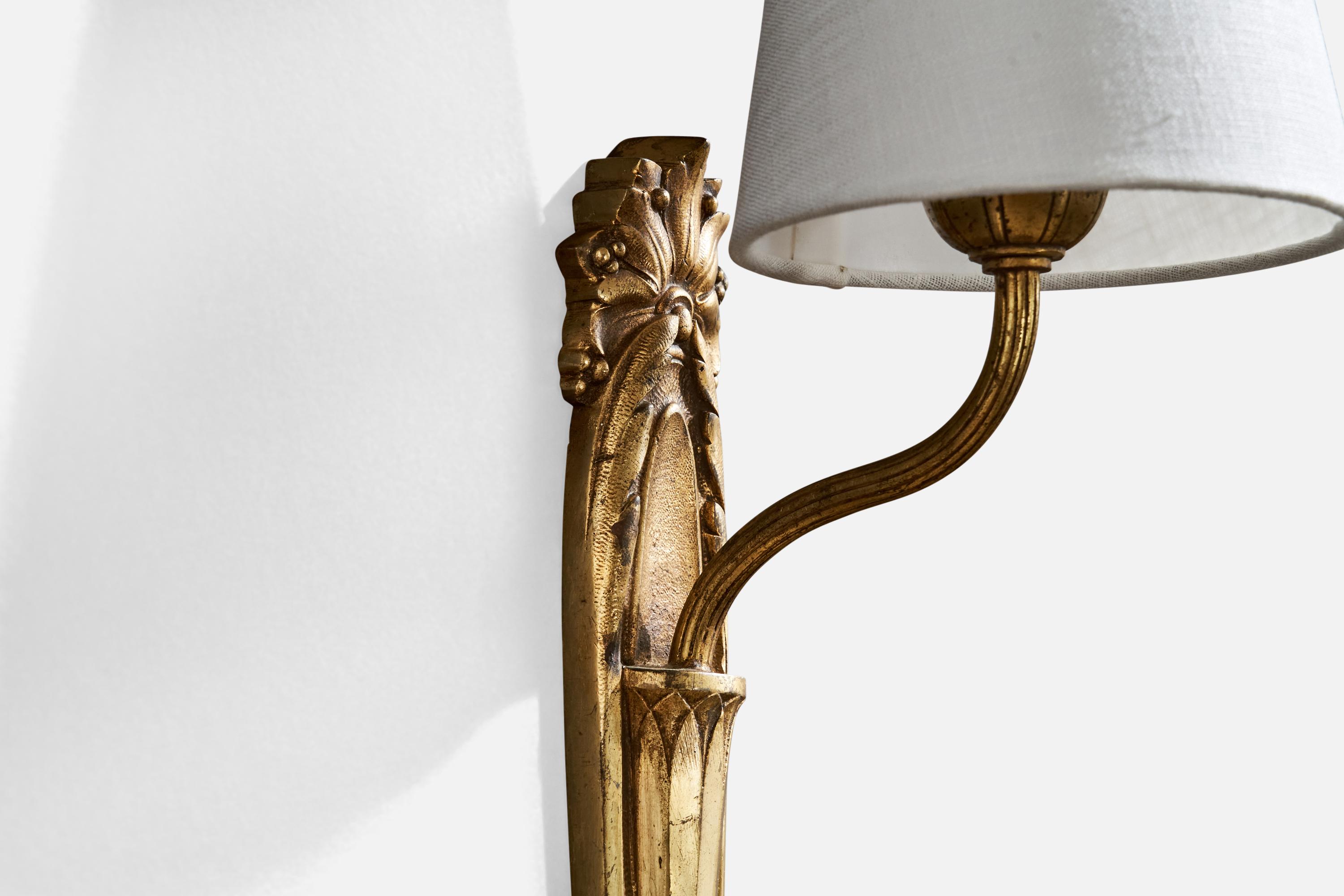 French Designer, Wall Lights, Brass, Fabric, France, 1940s For Sale 2