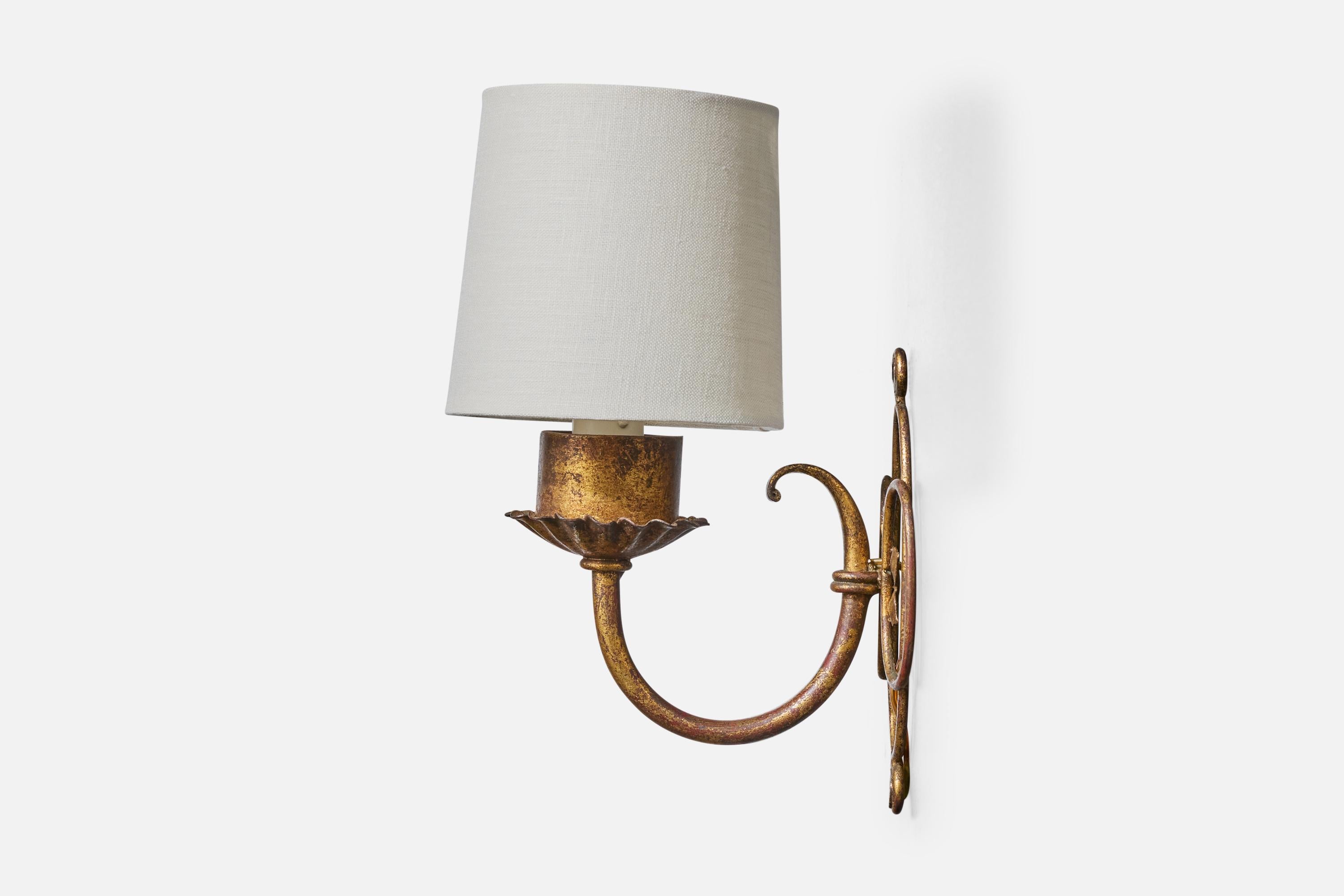 Französischer Designer, Wall Lights, Messing, Stoff, Frankreich, 1940er Jahre im Angebot 1