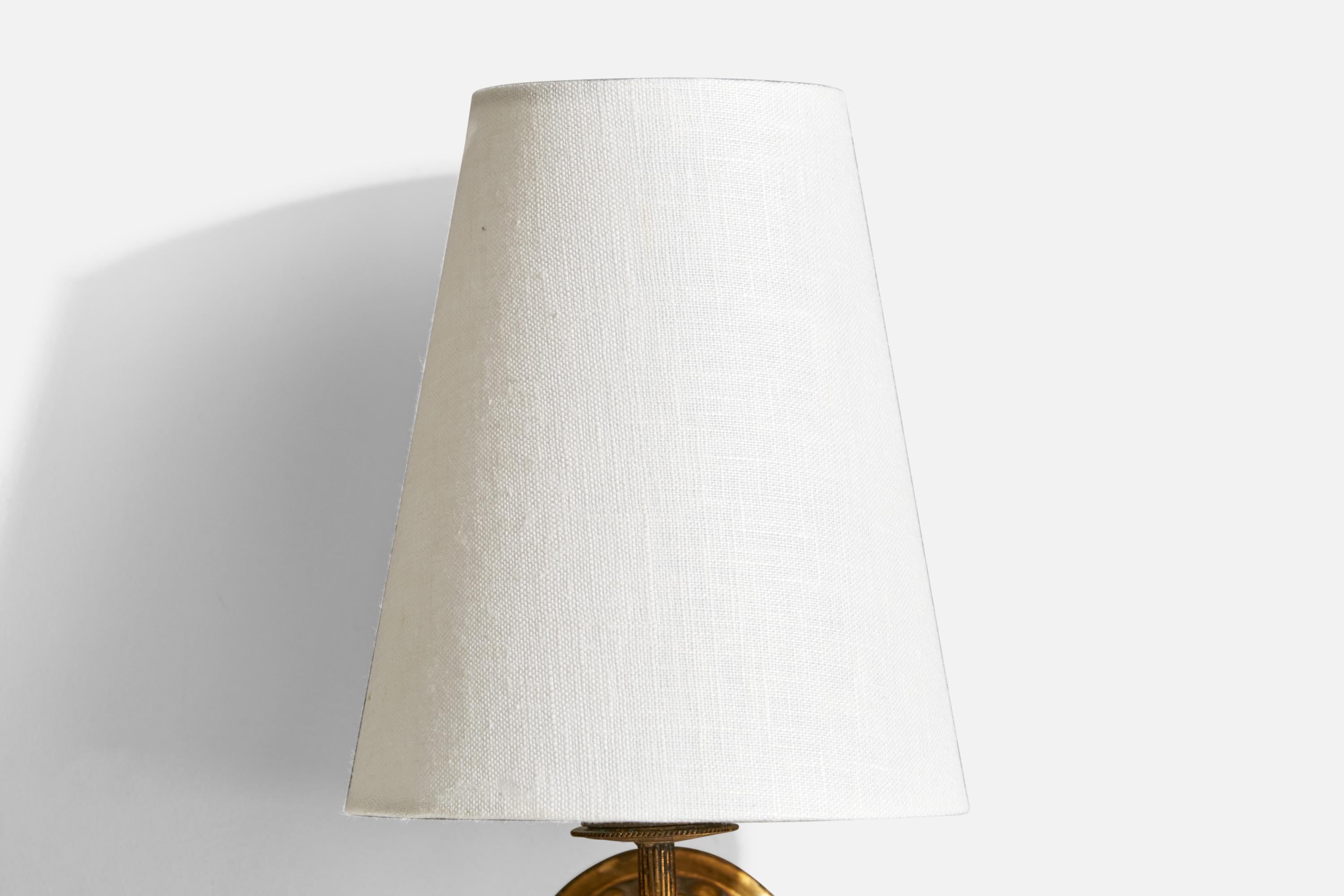 Designer francese, lampade da parete, ottone, tessuto, Francia, anni '1940 in vendita 2