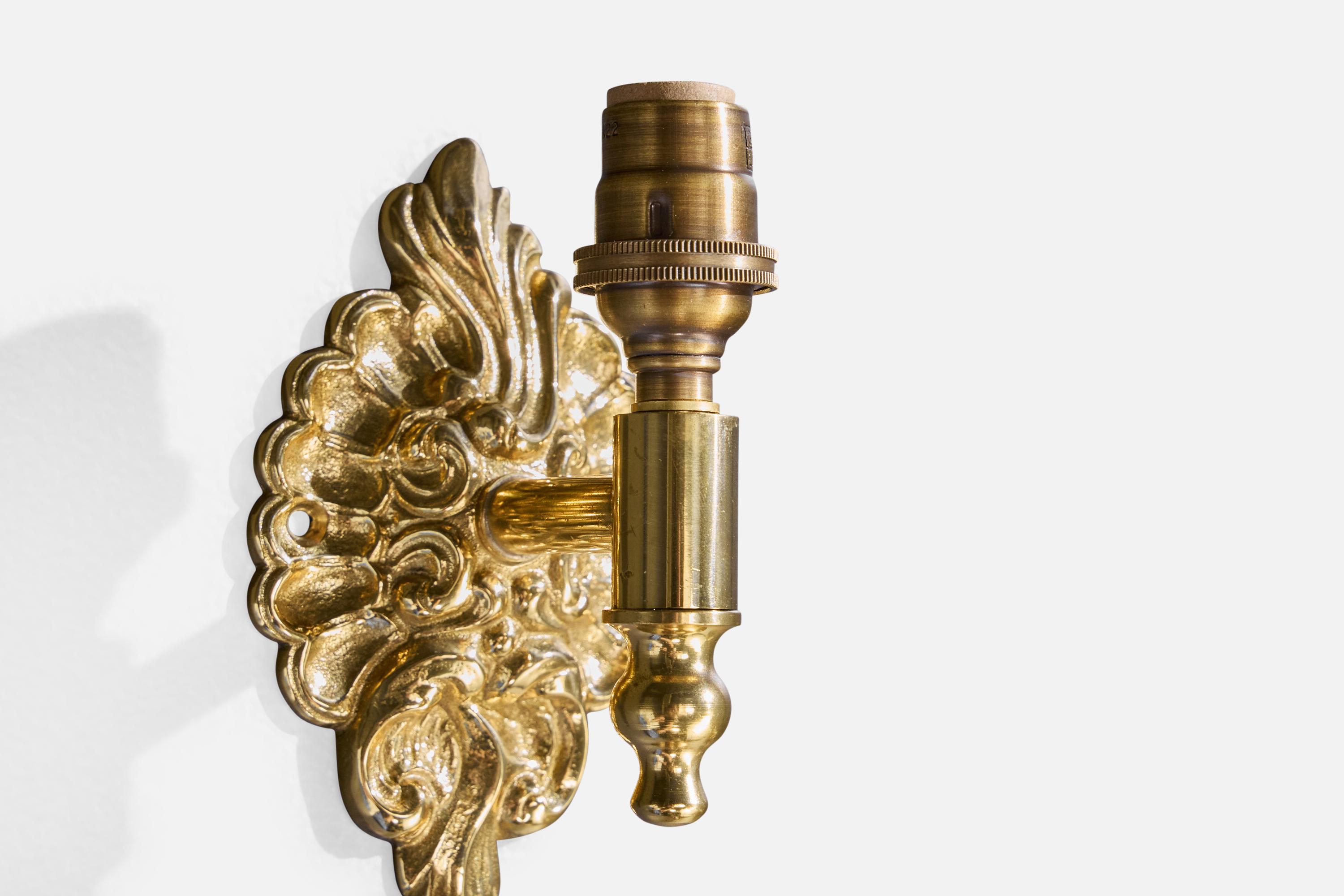 Ottone Designer francese, lampade da parete, ottone, tessuto, Francia, anni '1950 in vendita