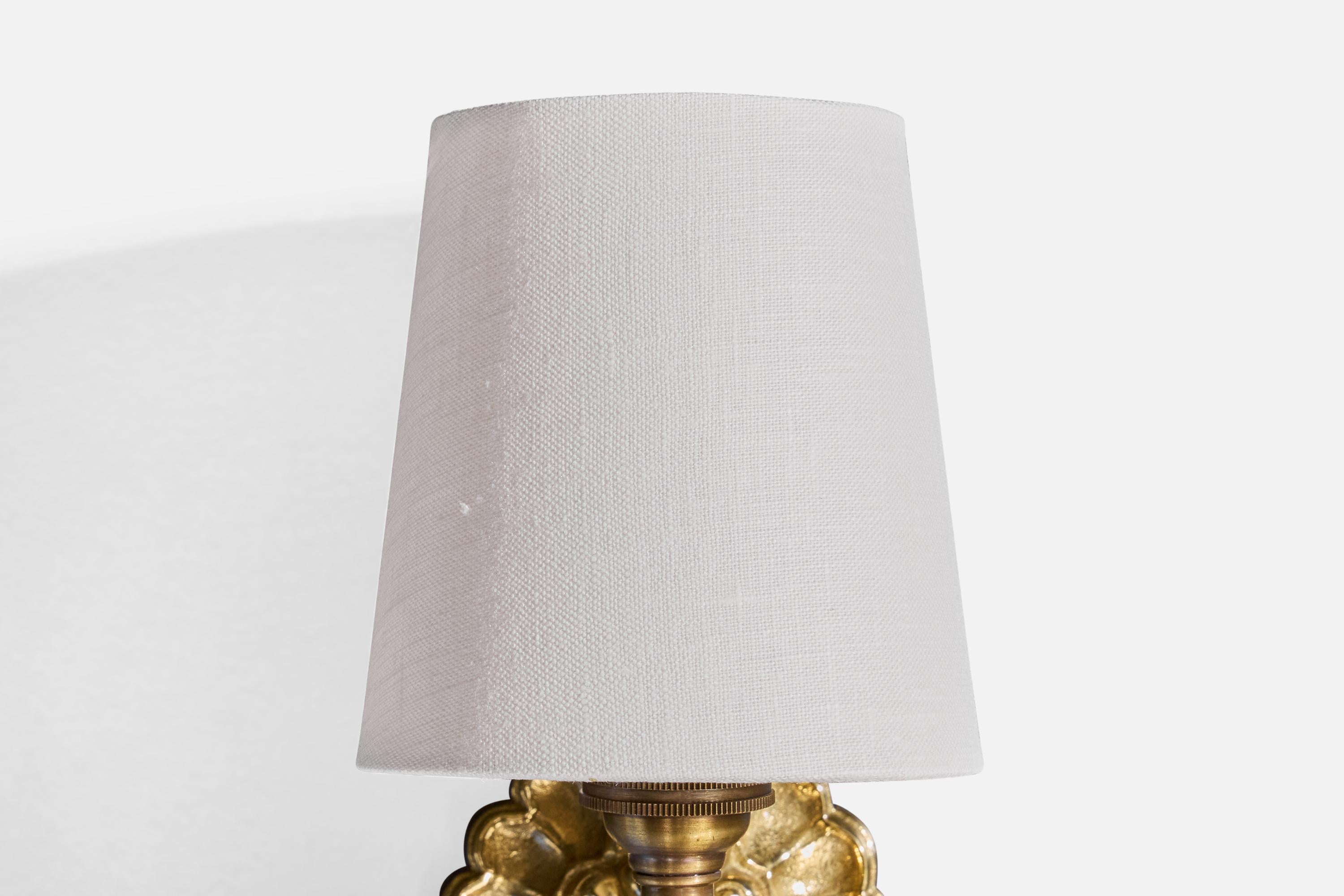Designer francese, lampade da parete, ottone, tessuto, Francia, anni '1950 in vendita 1