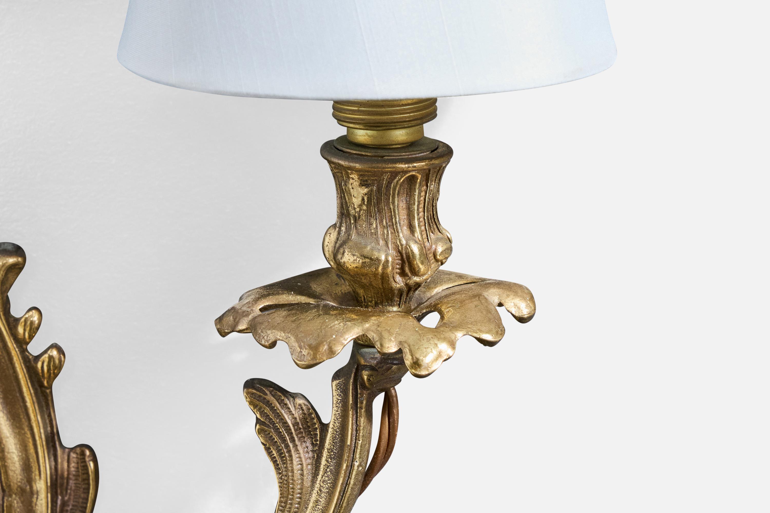 Designer francese, lampade da parete, ottone, tessuto, Francia, anni '1950 in vendita 2