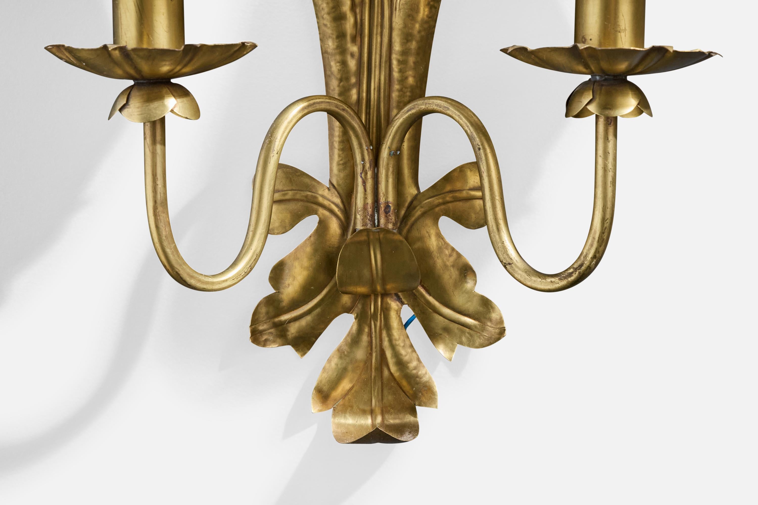 Ottone Designer francese, lampade da parete, ottone, tessuto, Francia, anni '1960 in vendita