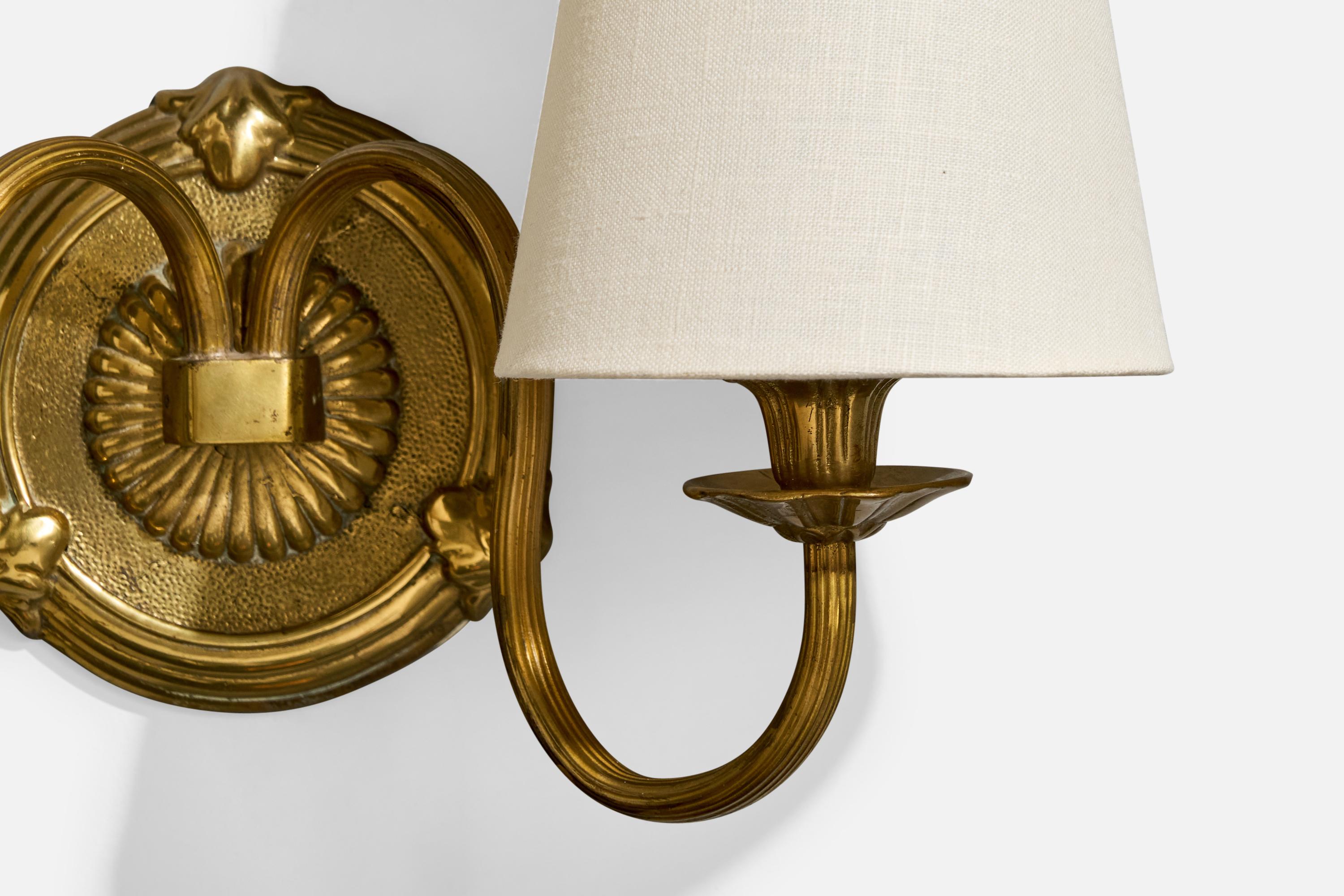 French Designer, Wall Lights, Brass, Fabric, France, 1960s For Sale 3