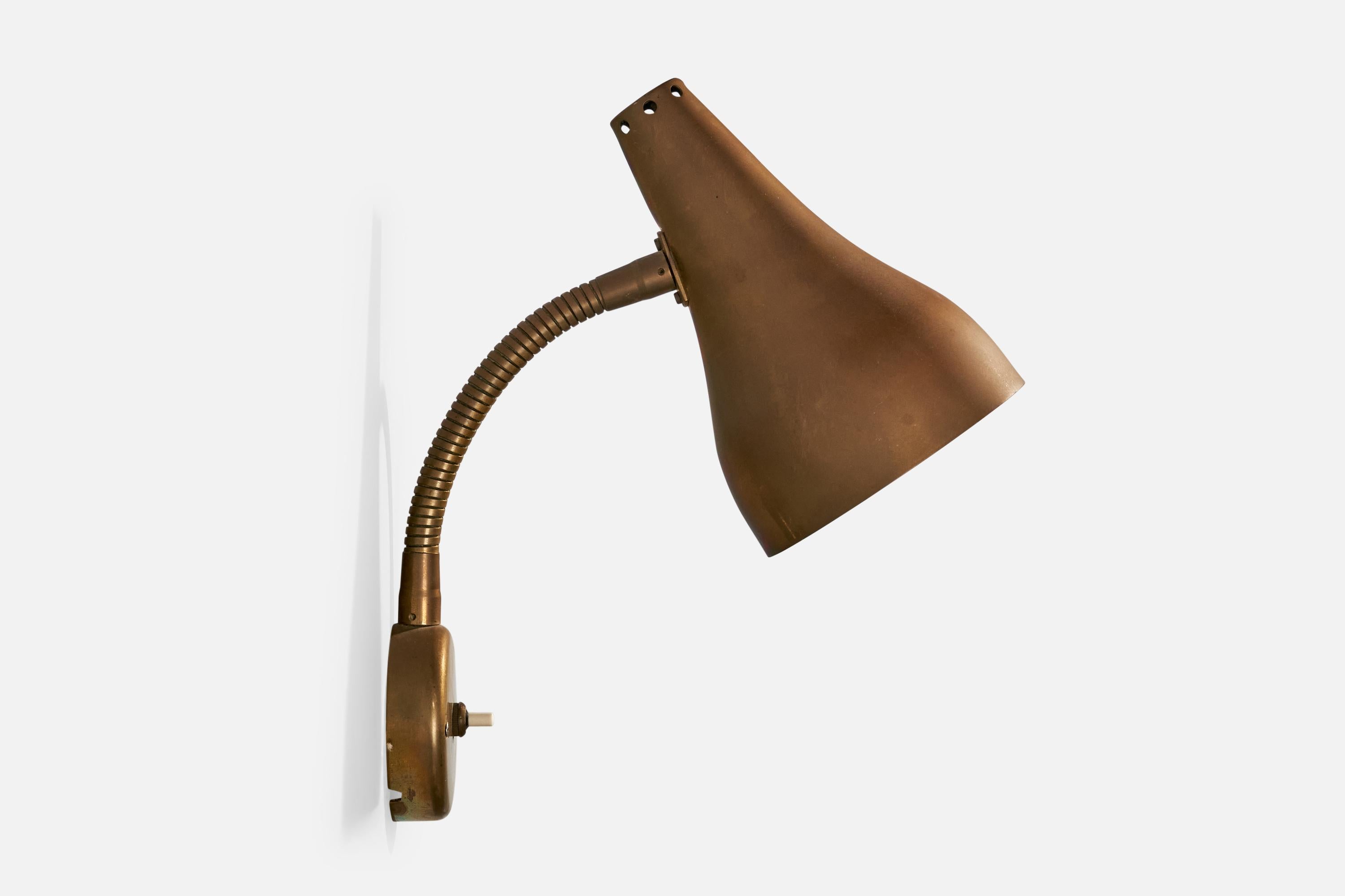 Designer francese, Lampade da parete, Ottone, Francia, anni '50 In condizioni buone in vendita a High Point, NC