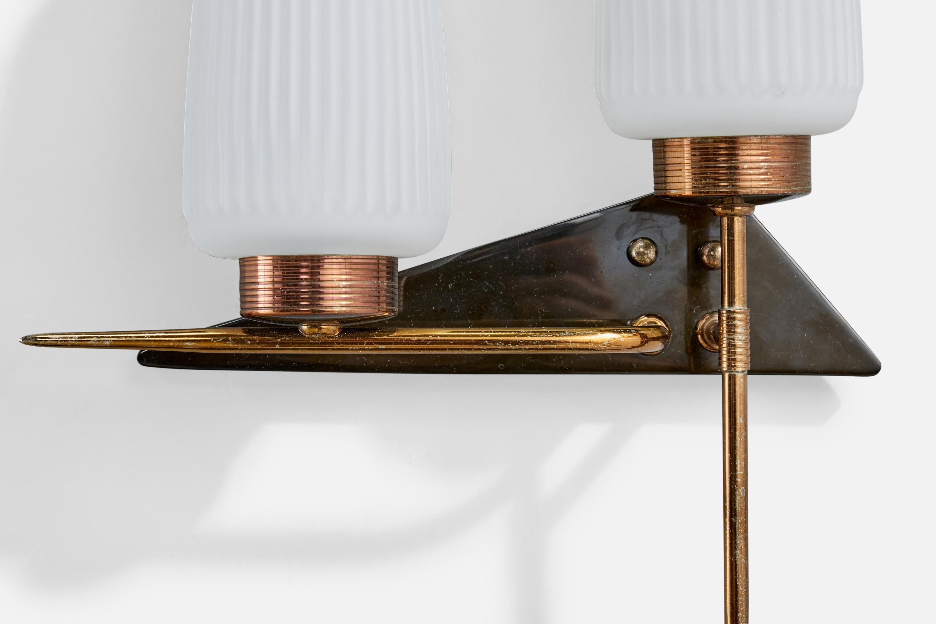 French Designer, Wall Lights, Brass, Glass, Acrylic, France, 1950s For Sale 1