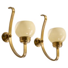 Apliques y candelabros de metal