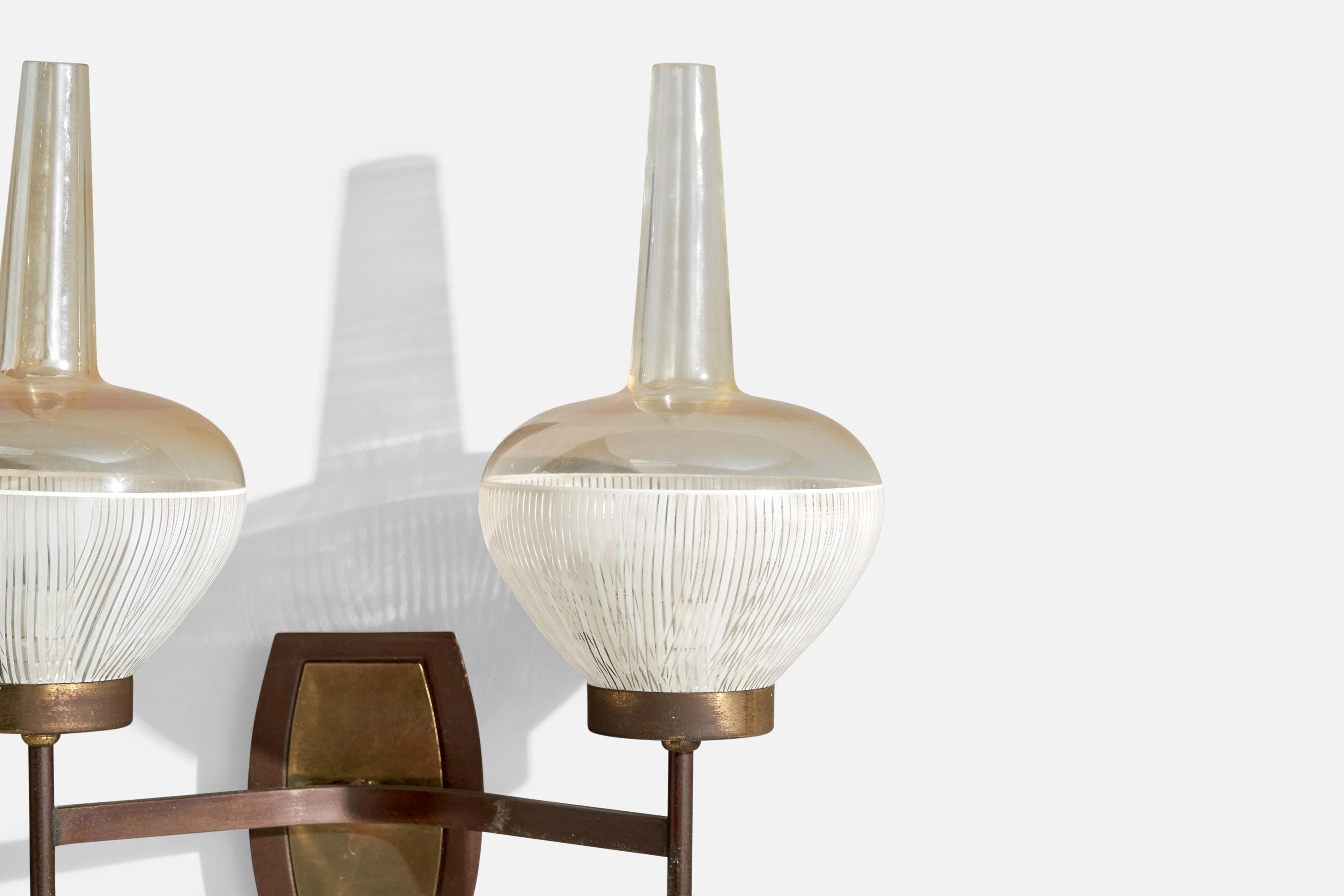 French Designer, Wall Lights, Brass, Glass, France, 1950s For Sale 5