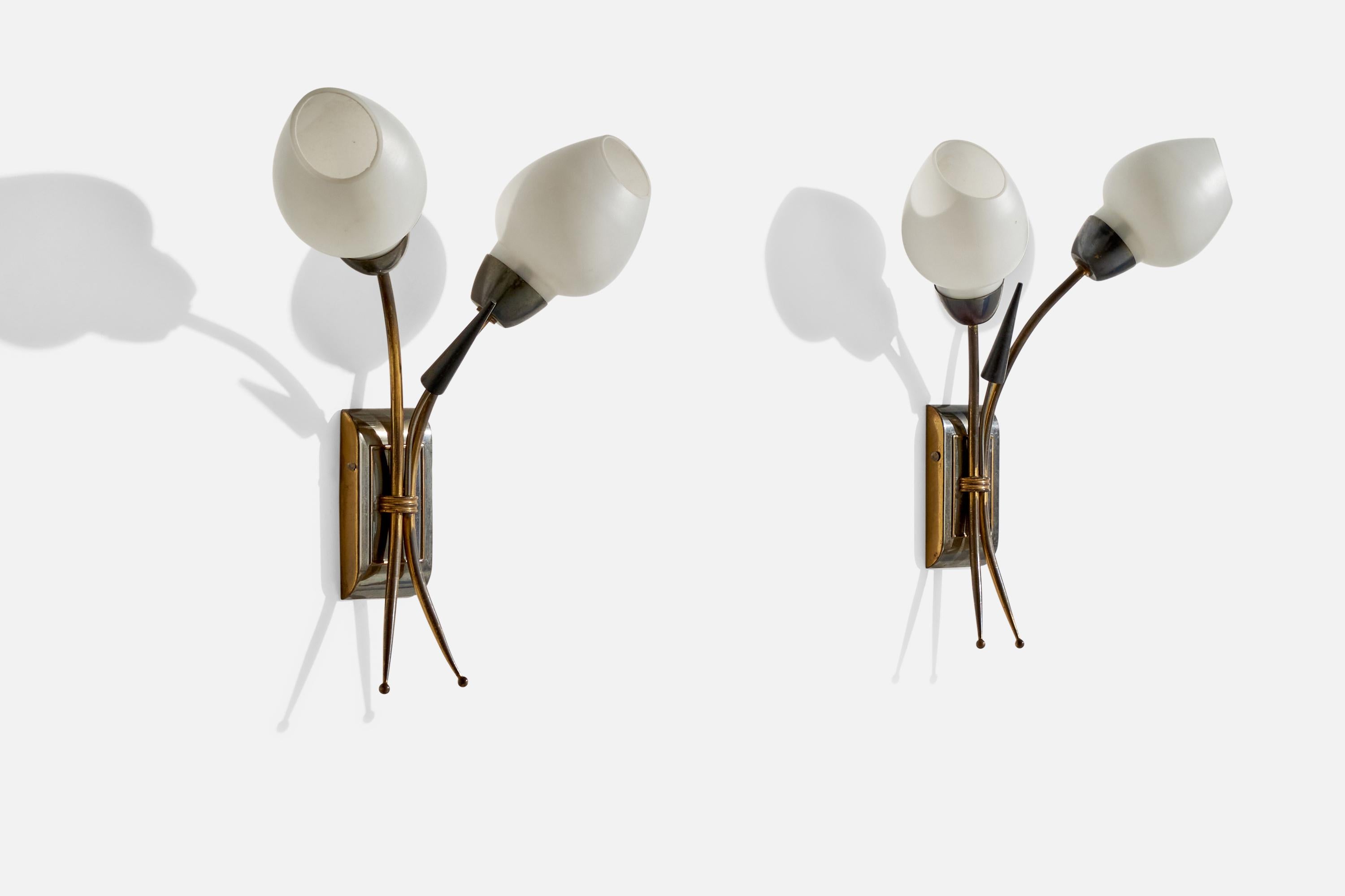 Scandinavian Modern French Designer, Wall Lights, Brass, Glass, France, 1950s For Sale