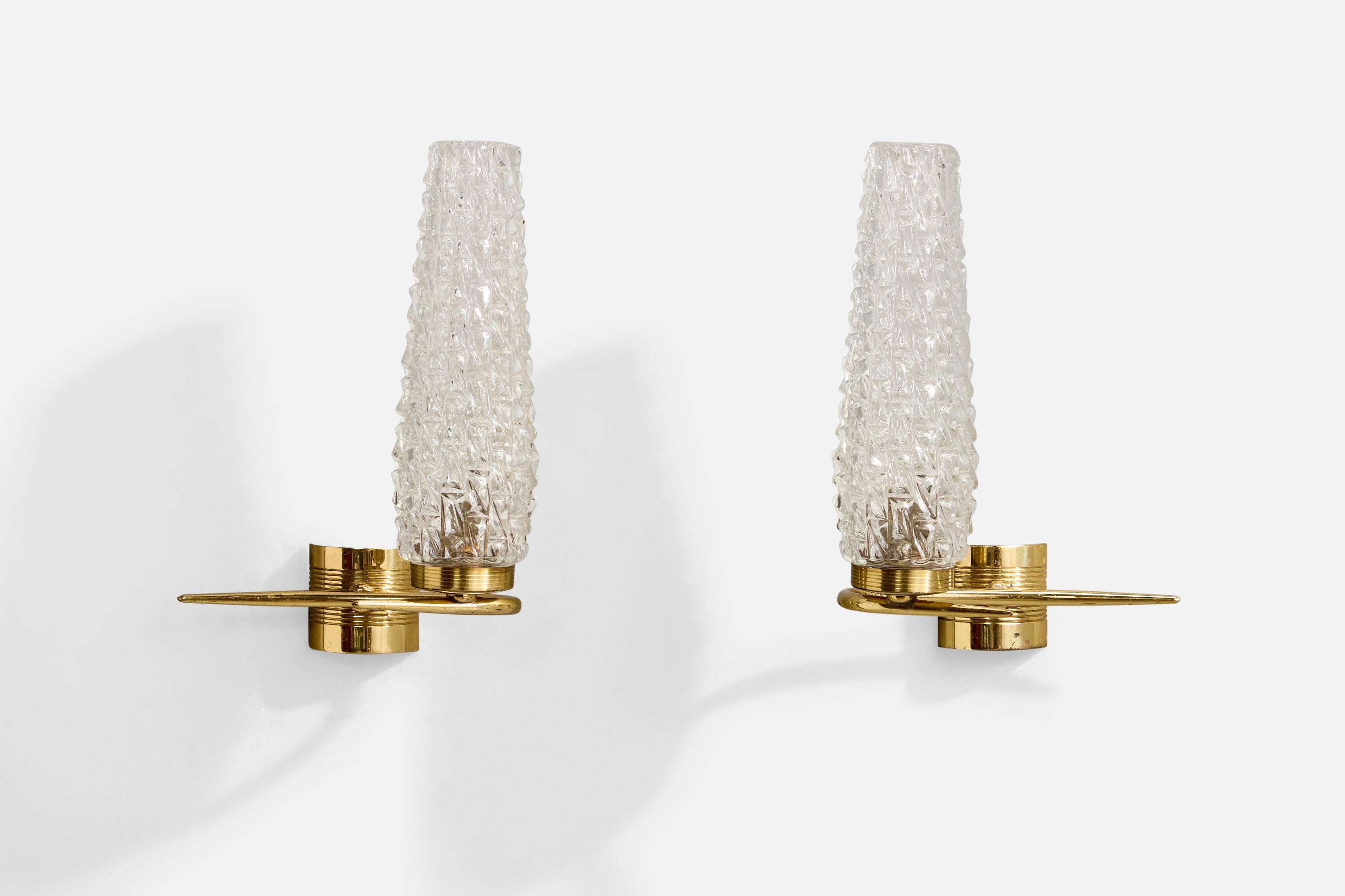 Mid-Century Modern Design/One, appliques, laiton, verre, France, années 1950 en vente