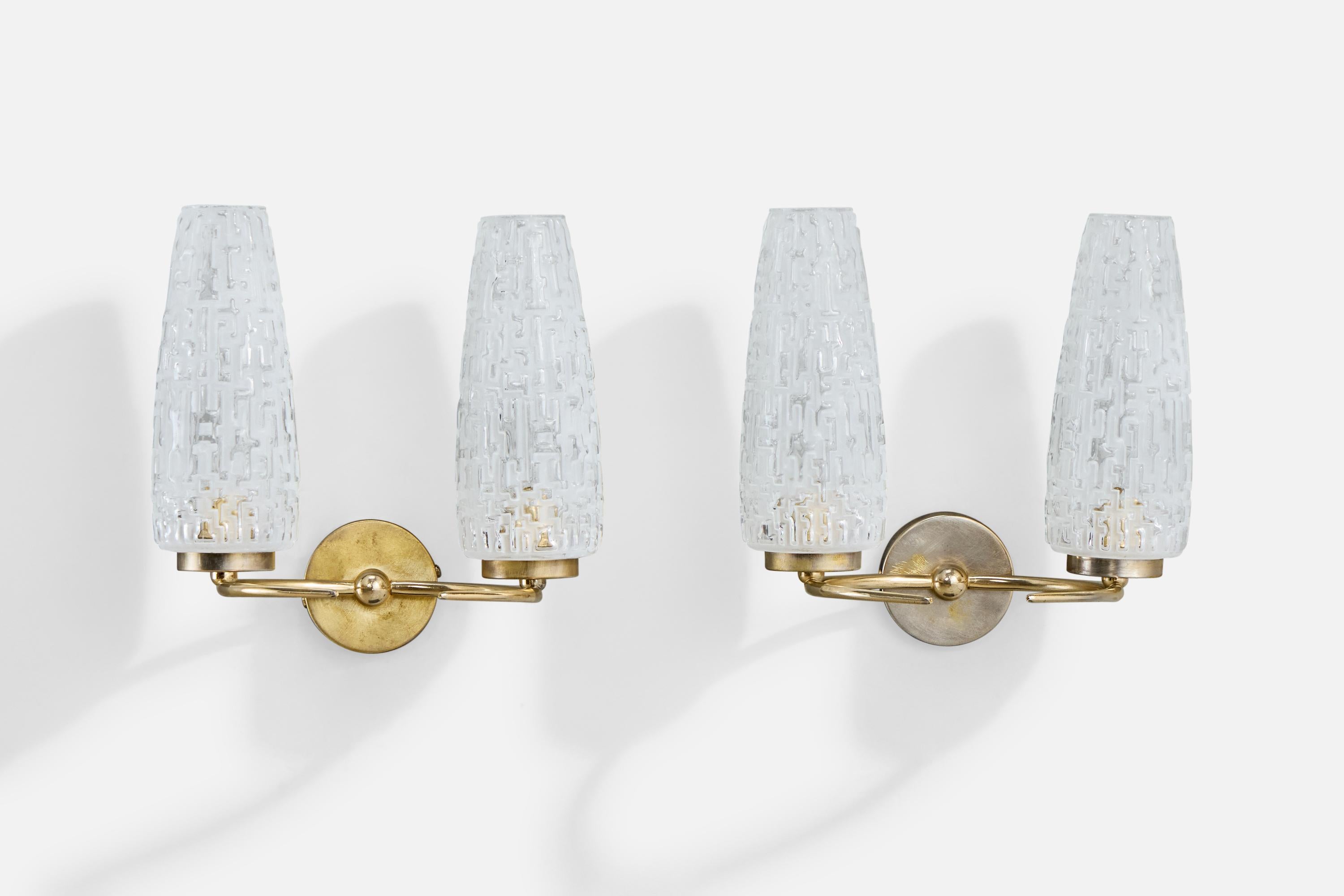 Mid-Century Modern French Designer, Wall Lights, Brass, Glass, France, 1950s For Sale