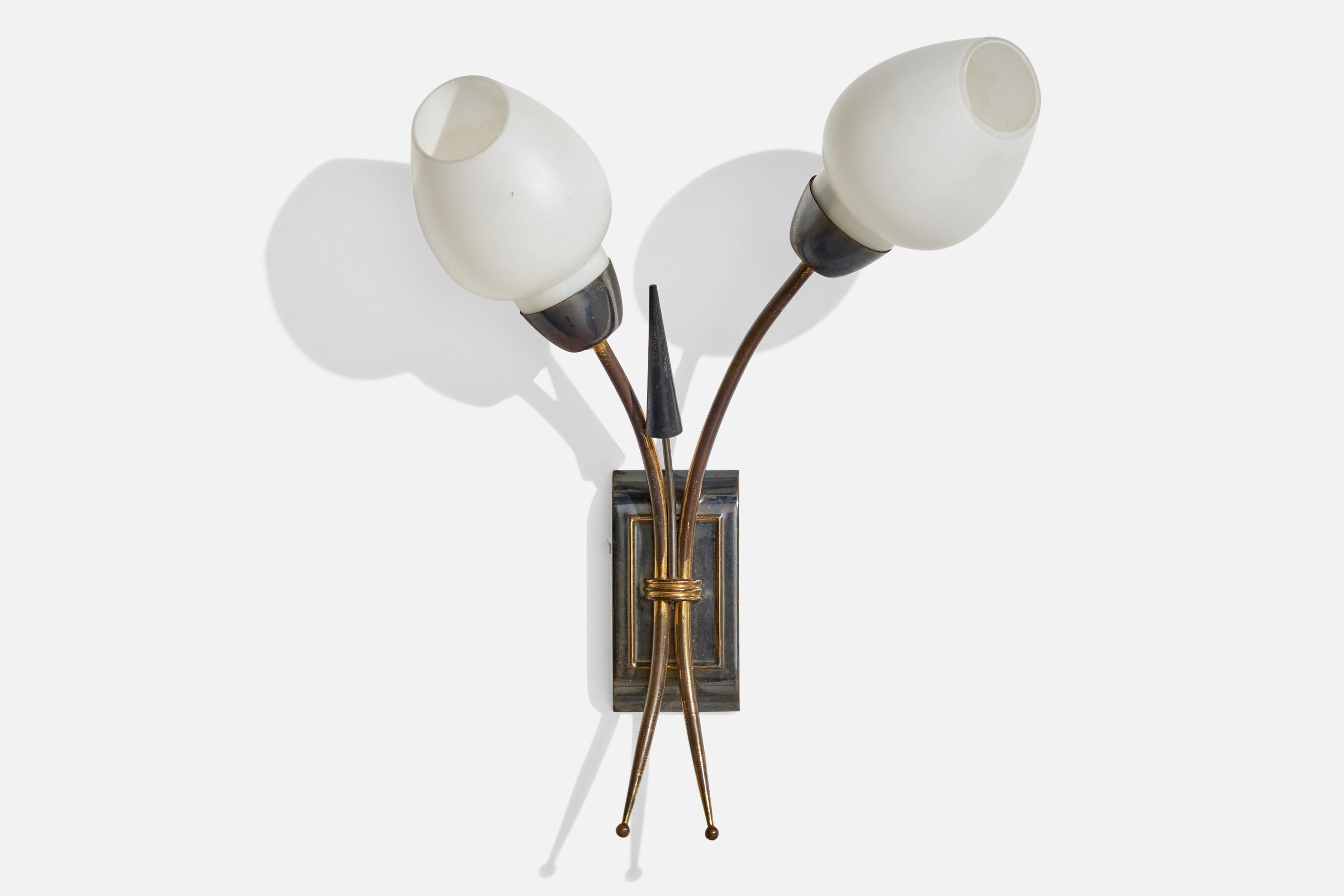 Mid-20th Century French Designer, Wall Lights, Brass, Glass, France, 1950s For Sale