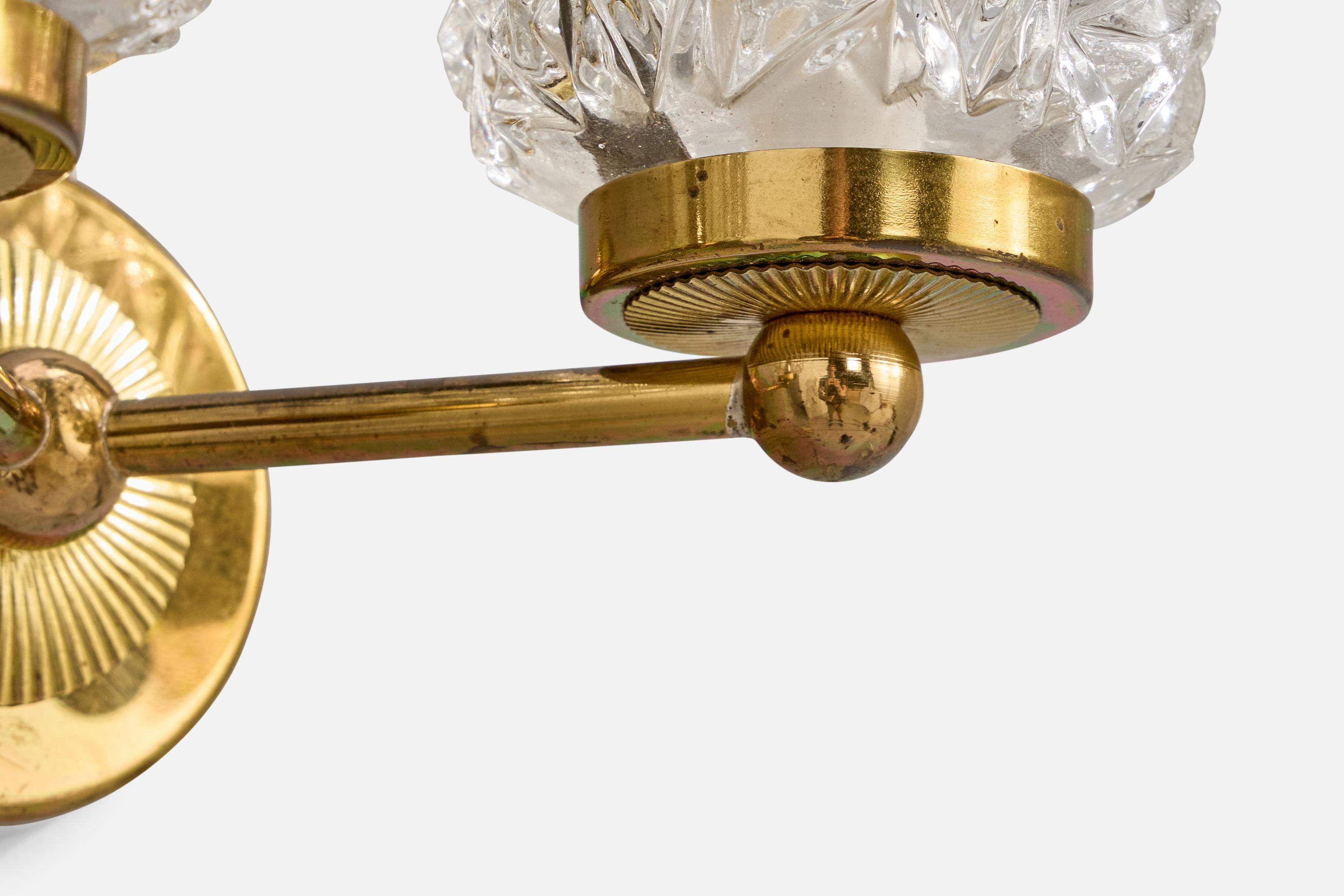 Laiton Design/One, appliques, laiton, verre, France, années 1950 en vente