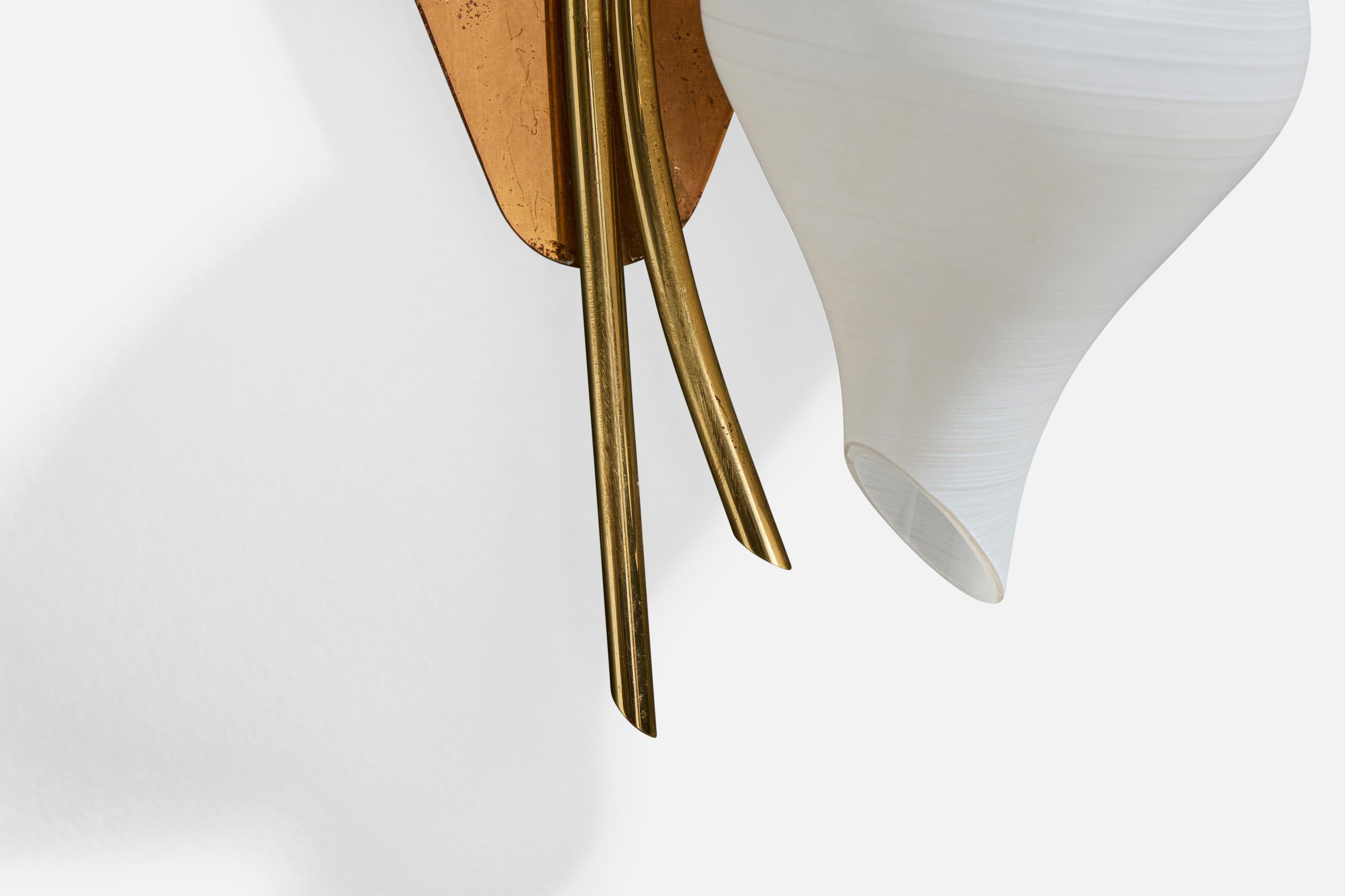 Diseñador francés, Apliques, Latón, Cristal, Francia, Años 1950 en venta 1