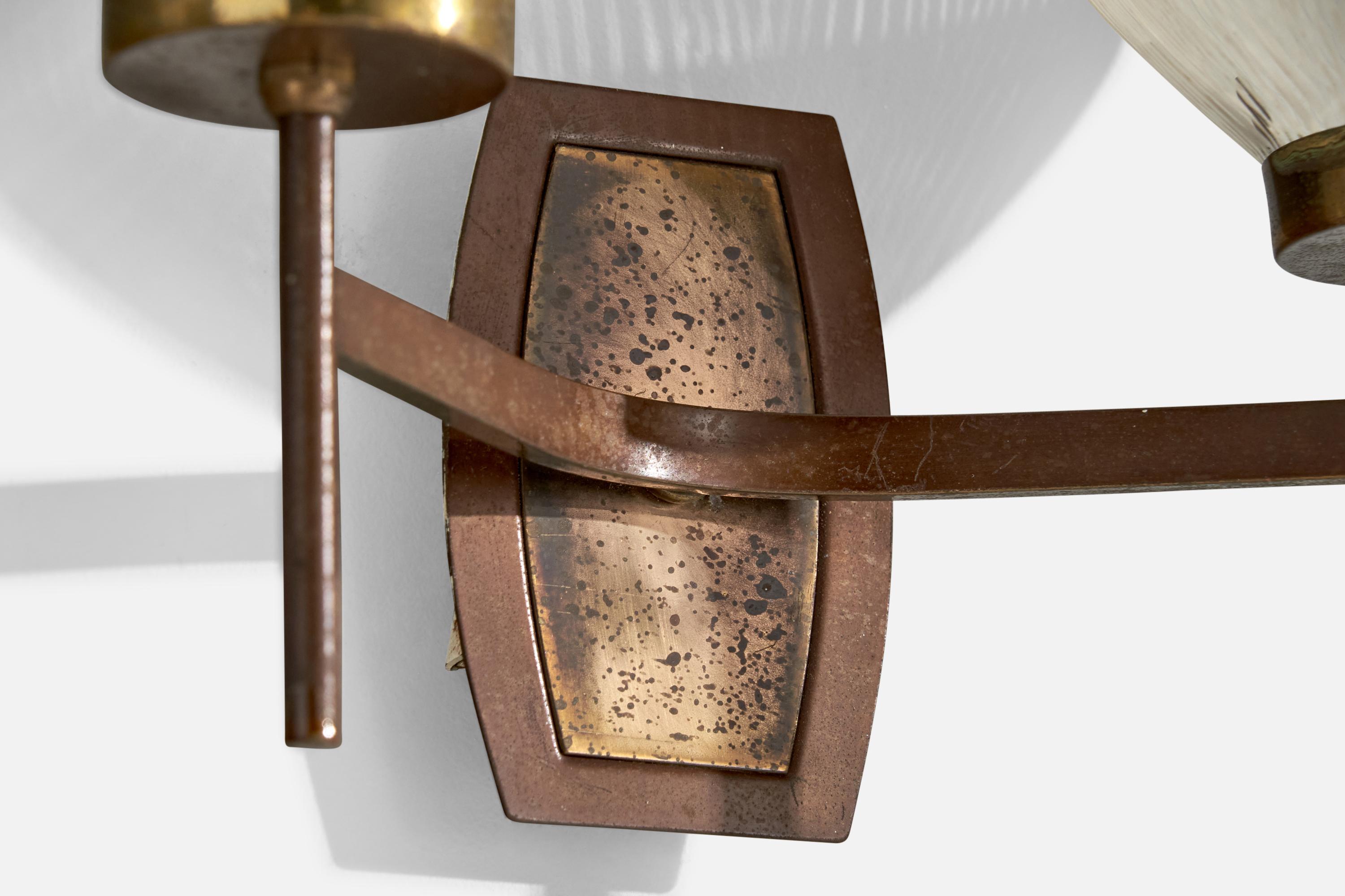 French Designer, Wall Lights, Brass, Glass, France, 1950s For Sale 3