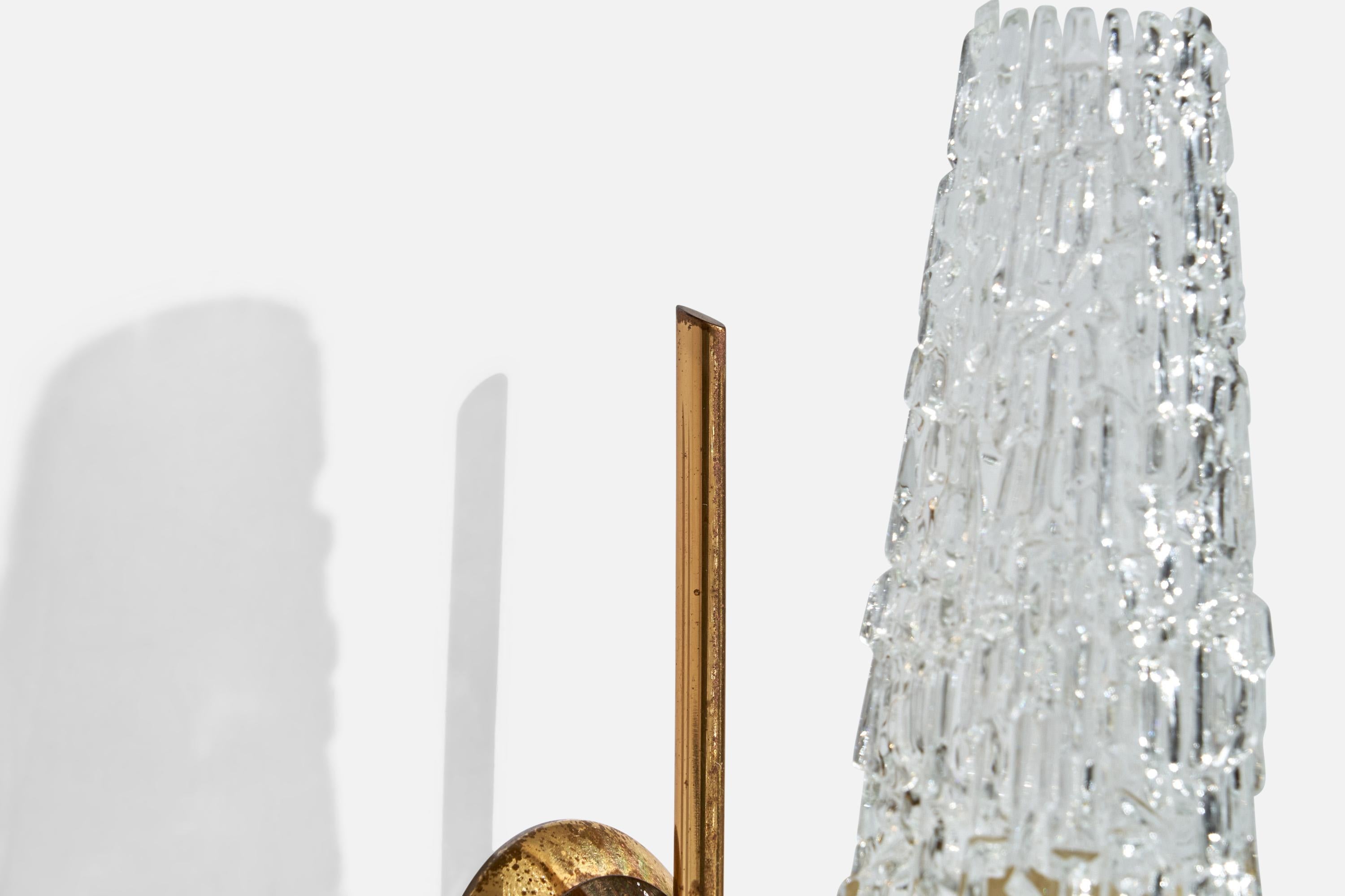 French Designer, Wall Lights, Brass, Glass, France, 1950s For Sale 3