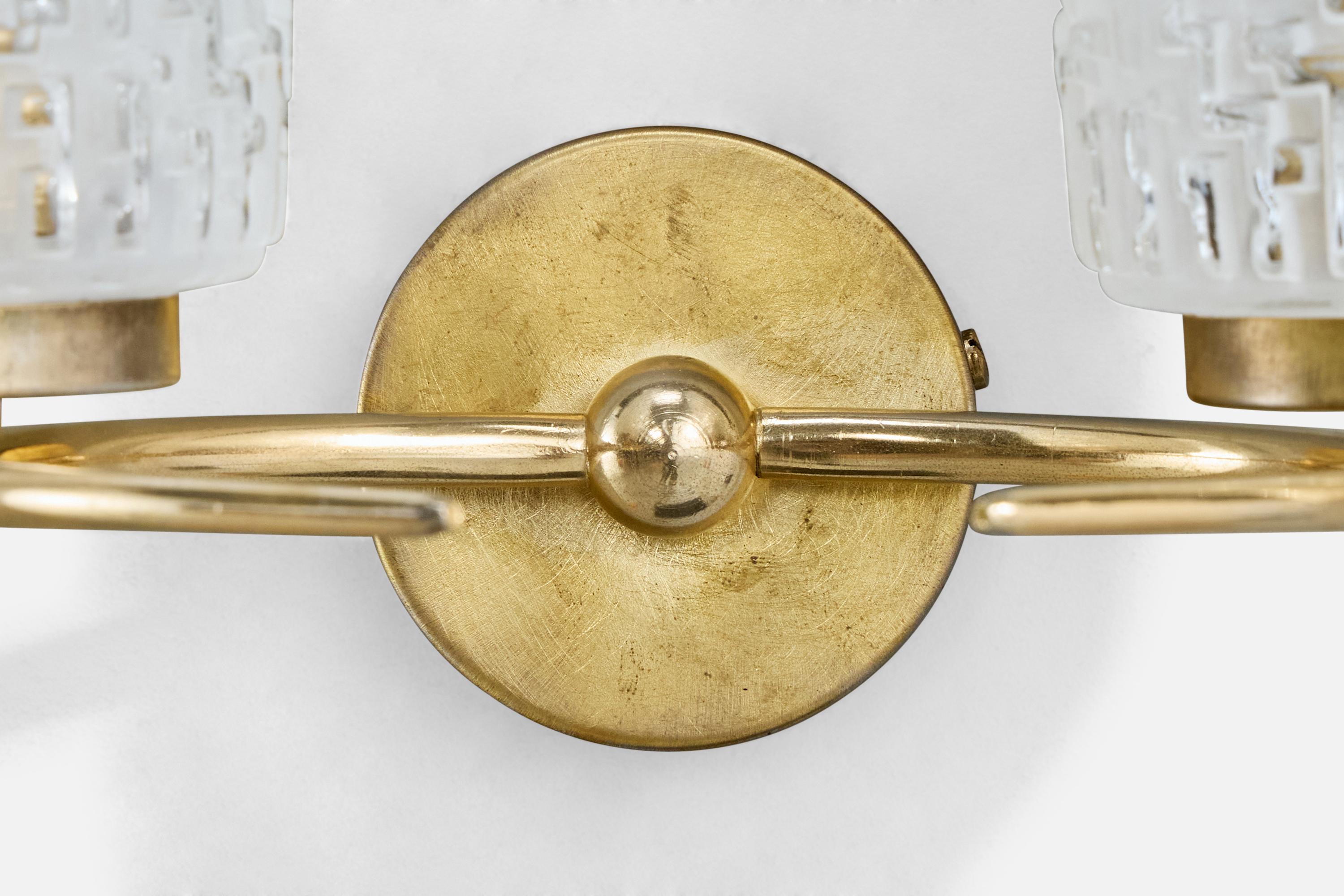 French Designer, Wall Lights, Brass, Glass, France, 1950s For Sale 3