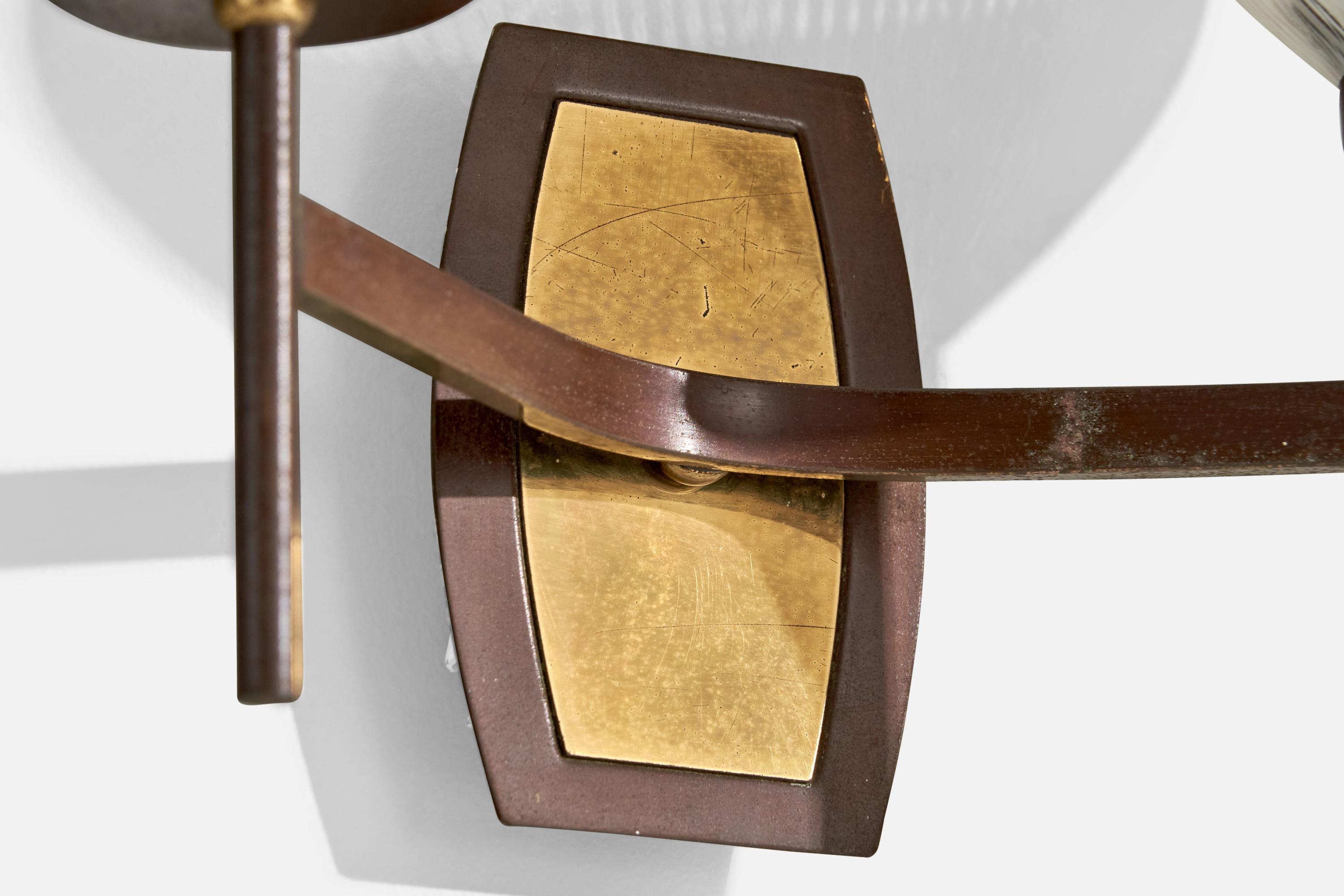 French Designer, Wall Lights, Brass, Glass, France, 1950s For Sale 4