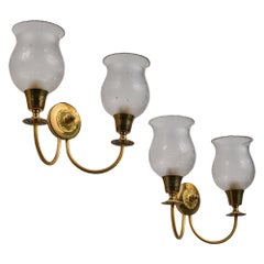 Designer francese, lampade da parete, ottone, vetro, Francia, anni '1950