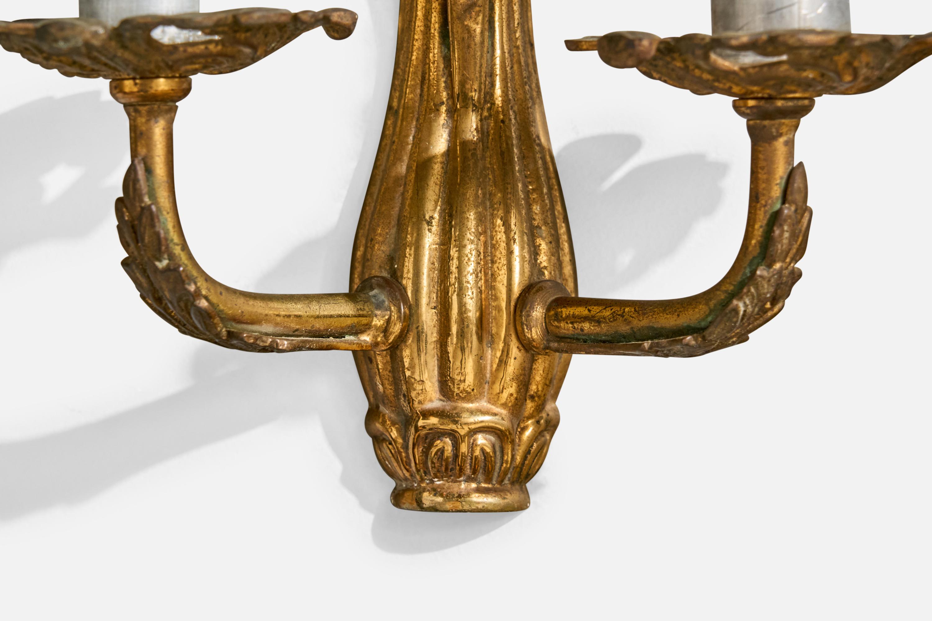Design francese, lampade da parete, ottone, metallo, tessuto, Francia, anni '1940 In condizioni buone in vendita a High Point, NC