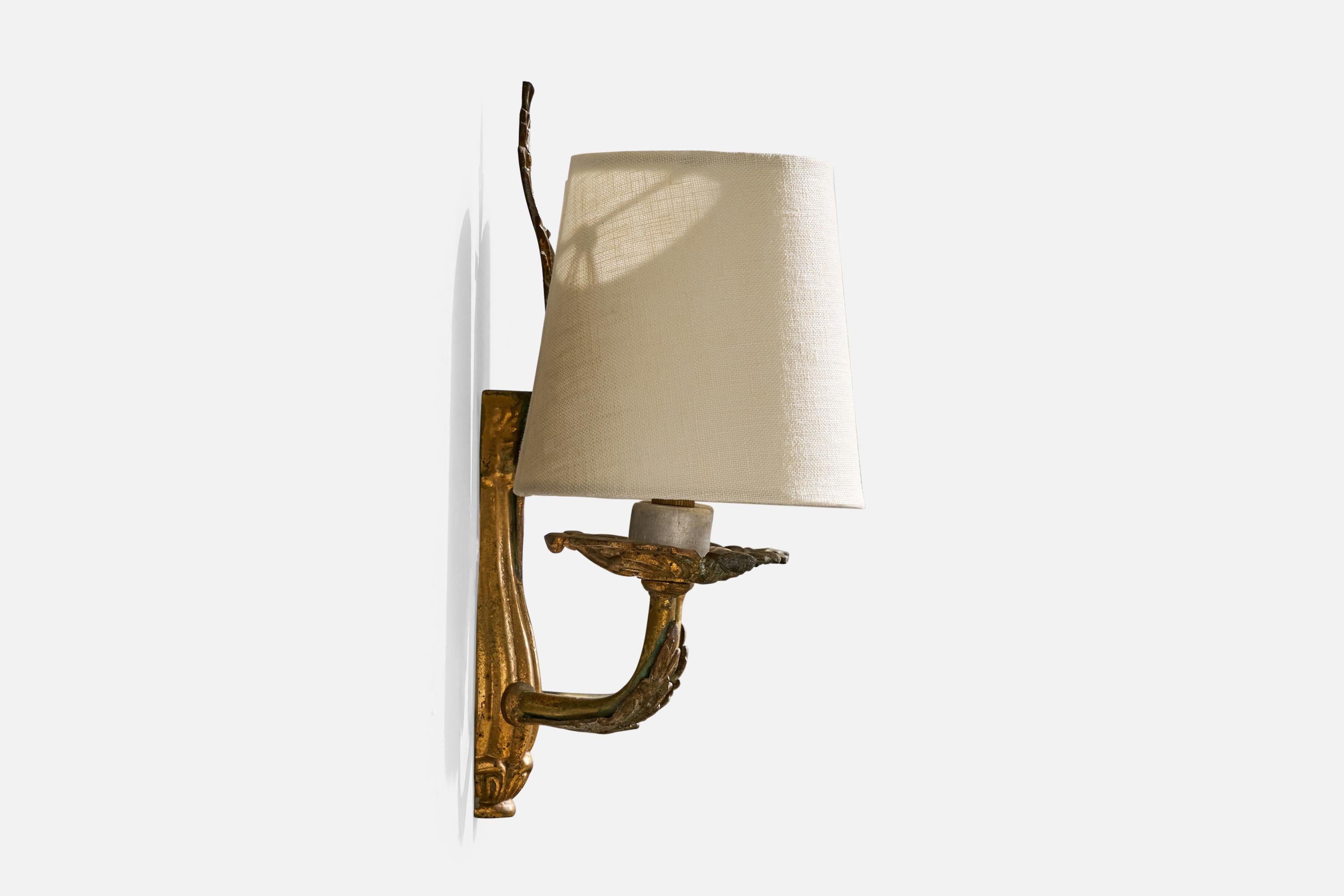 Design francese, lampade da parete, ottone, metallo, tessuto, Francia, anni '1940 in vendita 1