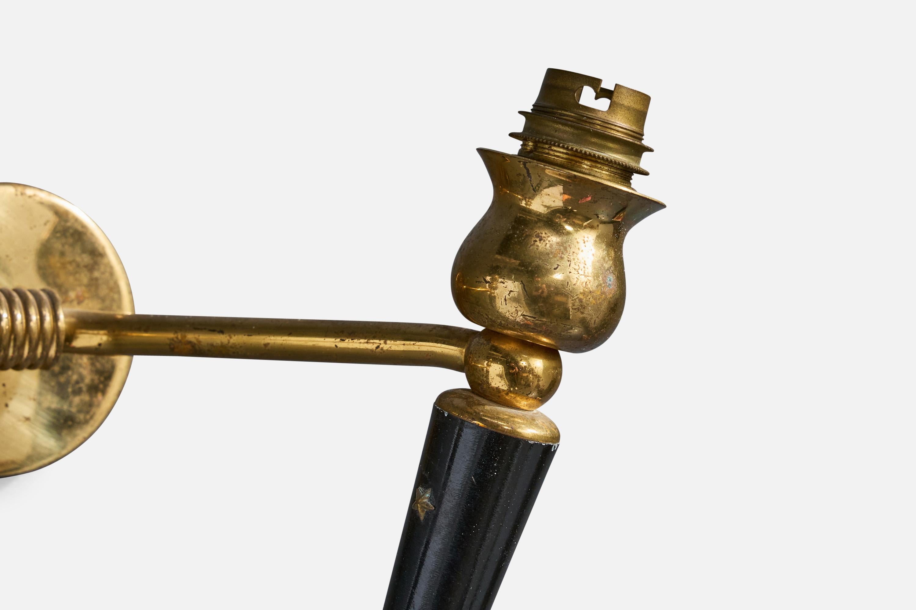 Design francese, lampade da parete, ottone, metallo, tessuto, Francia, anni '1950 in vendita 4