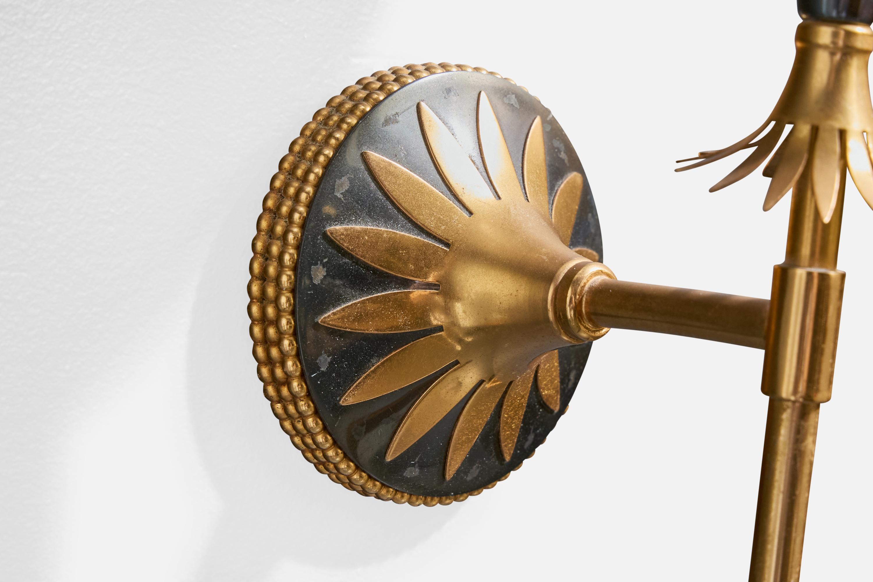 Diseñador francés, Apliques, Latón, Metal, Tela, Francia, Años 1950 en venta 1