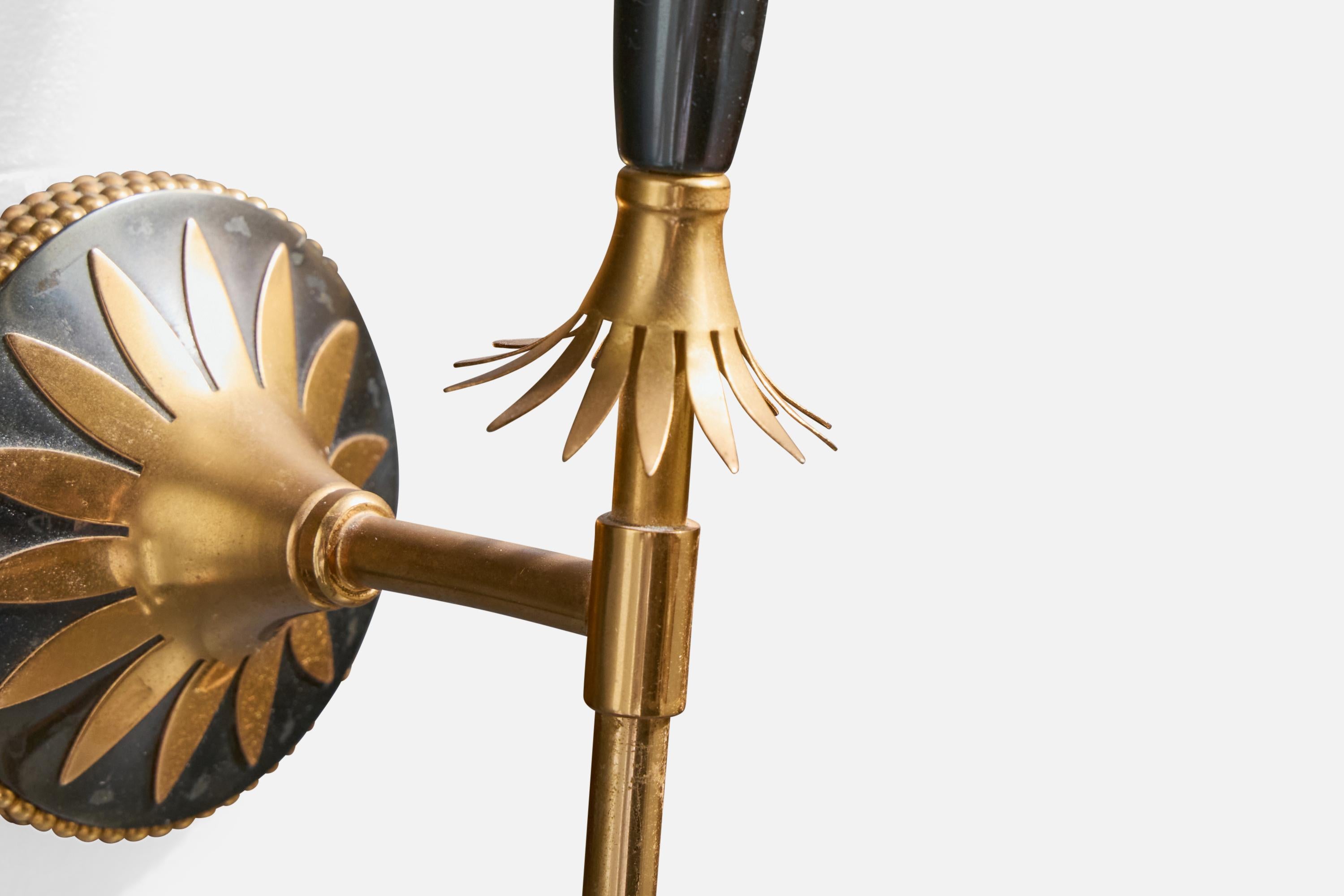 Diseñador francés, Apliques, Latón, Metal, Tela, Francia, Años 1950 en venta 3