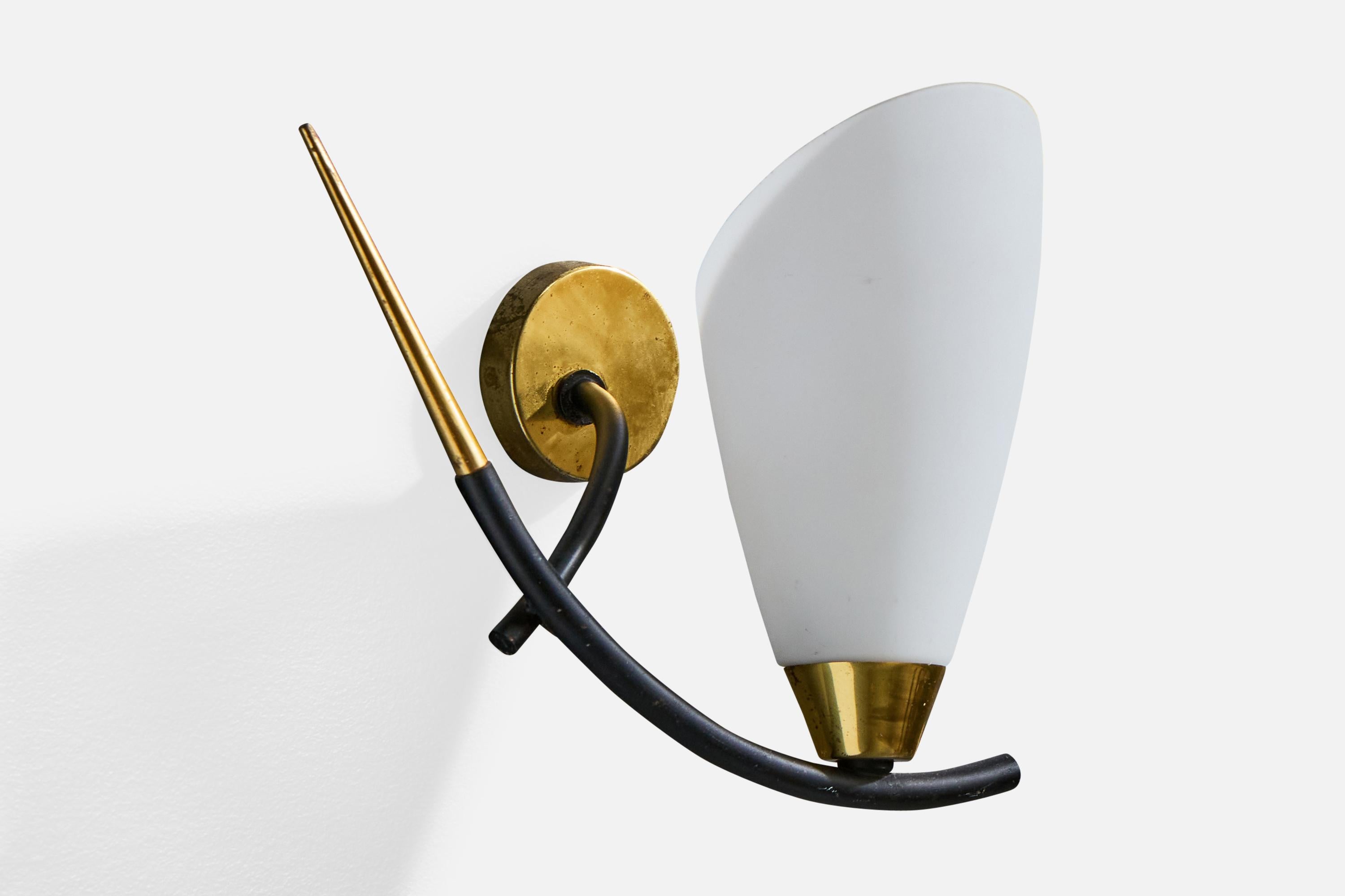 Français Design/One, Design-Light, laiton, métal, verre, France, années 1950 en vente