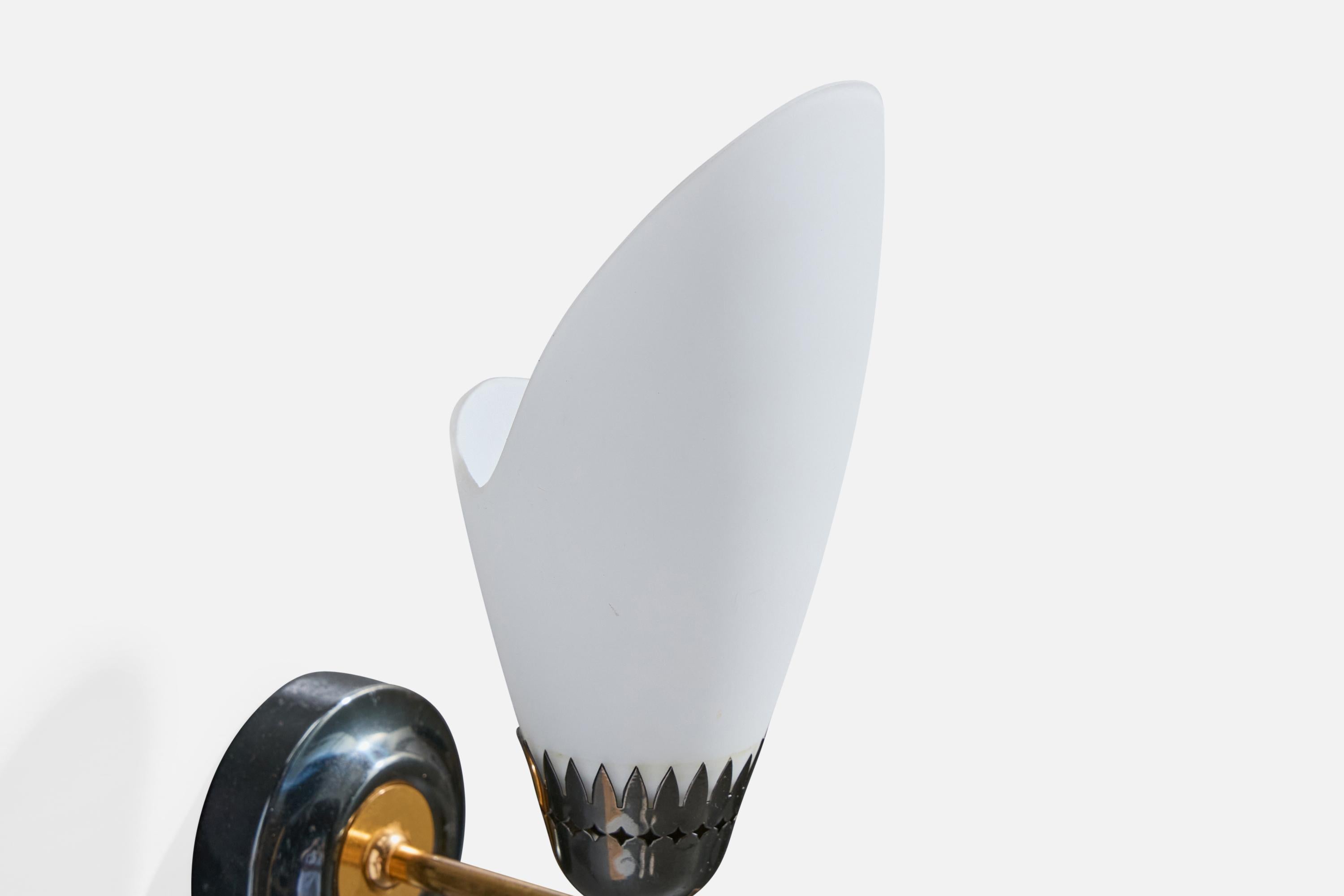 Diseñador francés, Apliques, Latón, Metal, Vidrio, Francia, Años 50 en venta 3