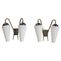 Designer francese, lampade da parete, ottone, metallo, vetro, Francia, anni 
50