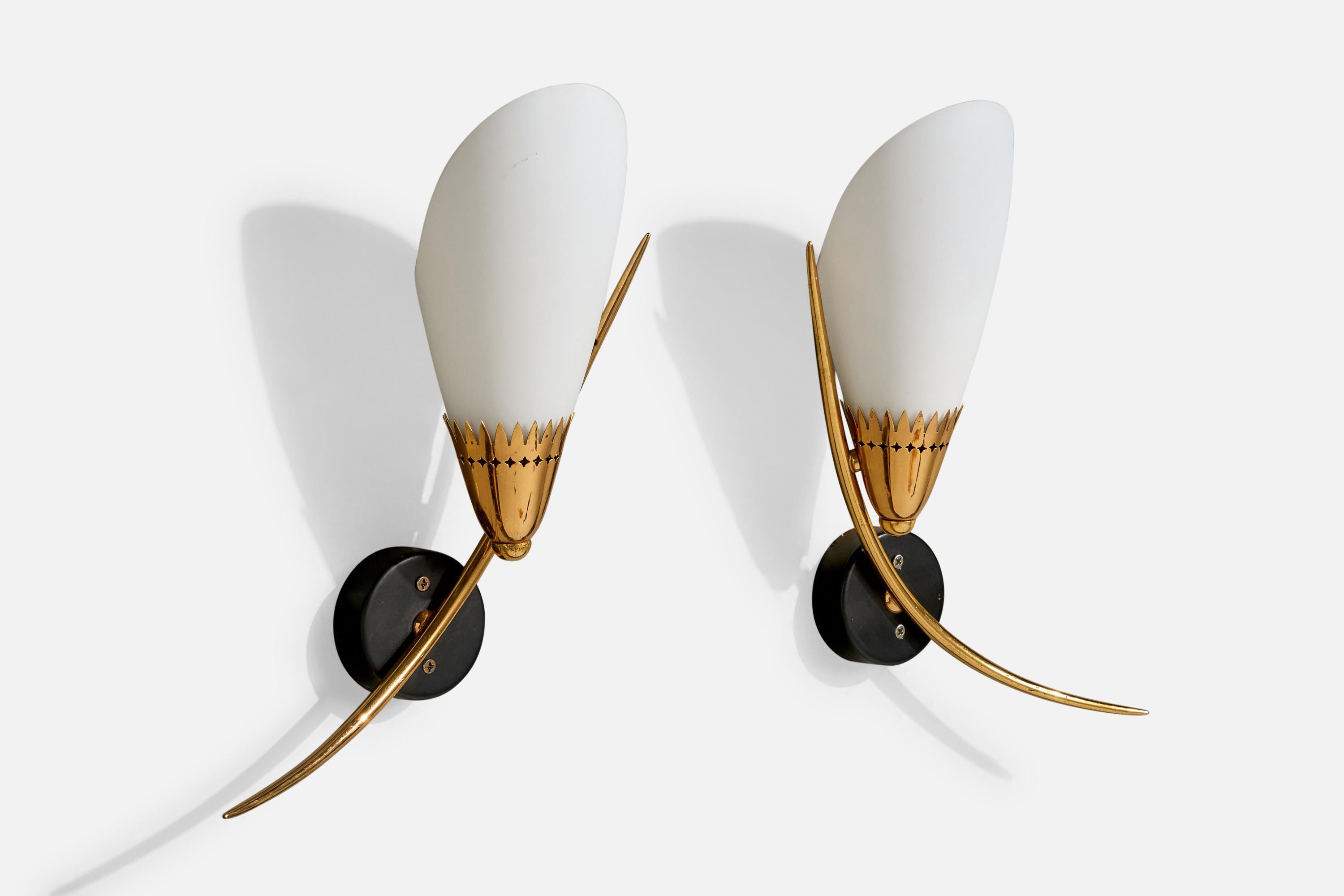 Français Design/One, Design-Light, laiton, métal, verre, France, années 1960 en vente