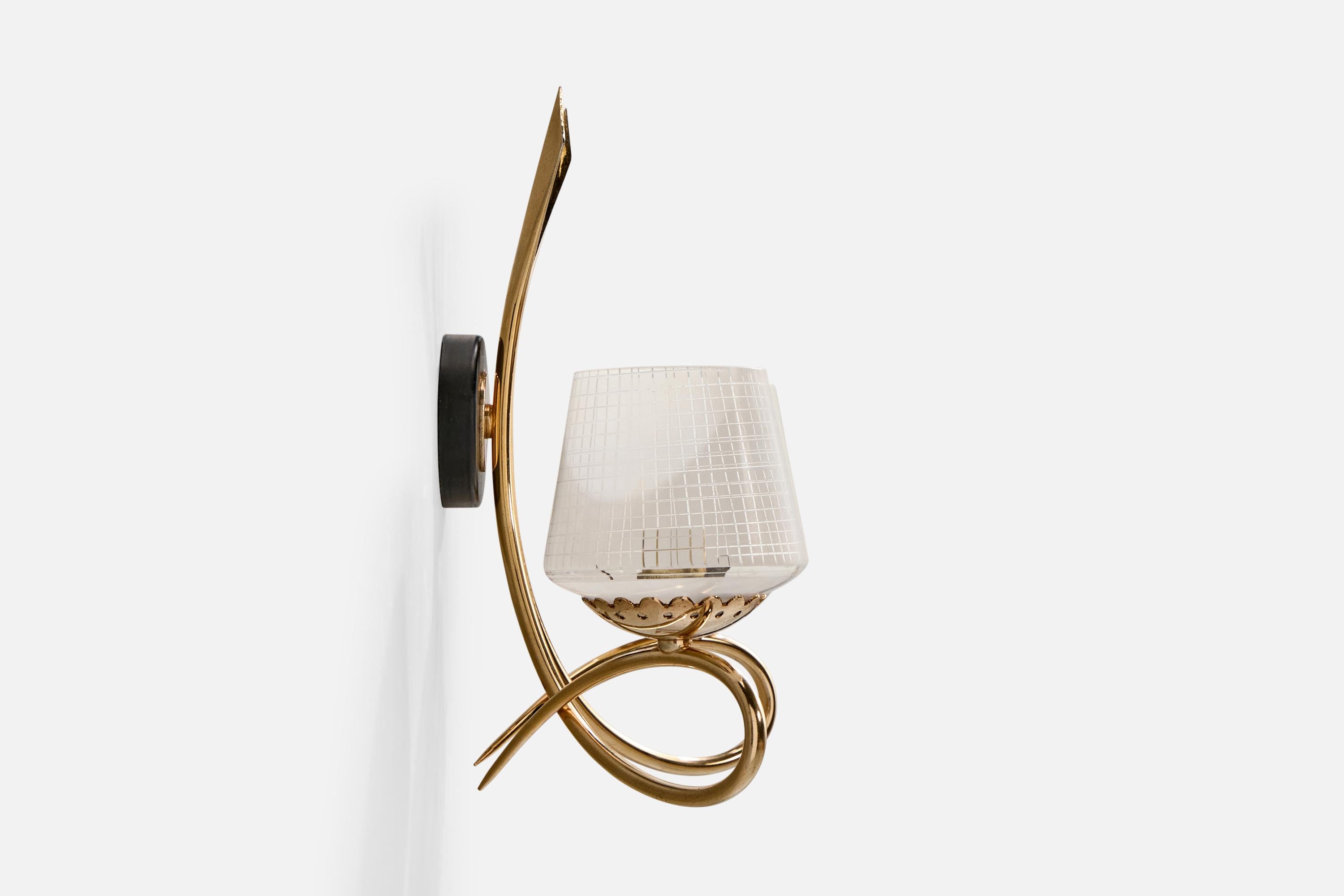 Design/One, Design-Light, laiton, métal, verre, France, années 1960 Bon état - En vente à High Point, NC