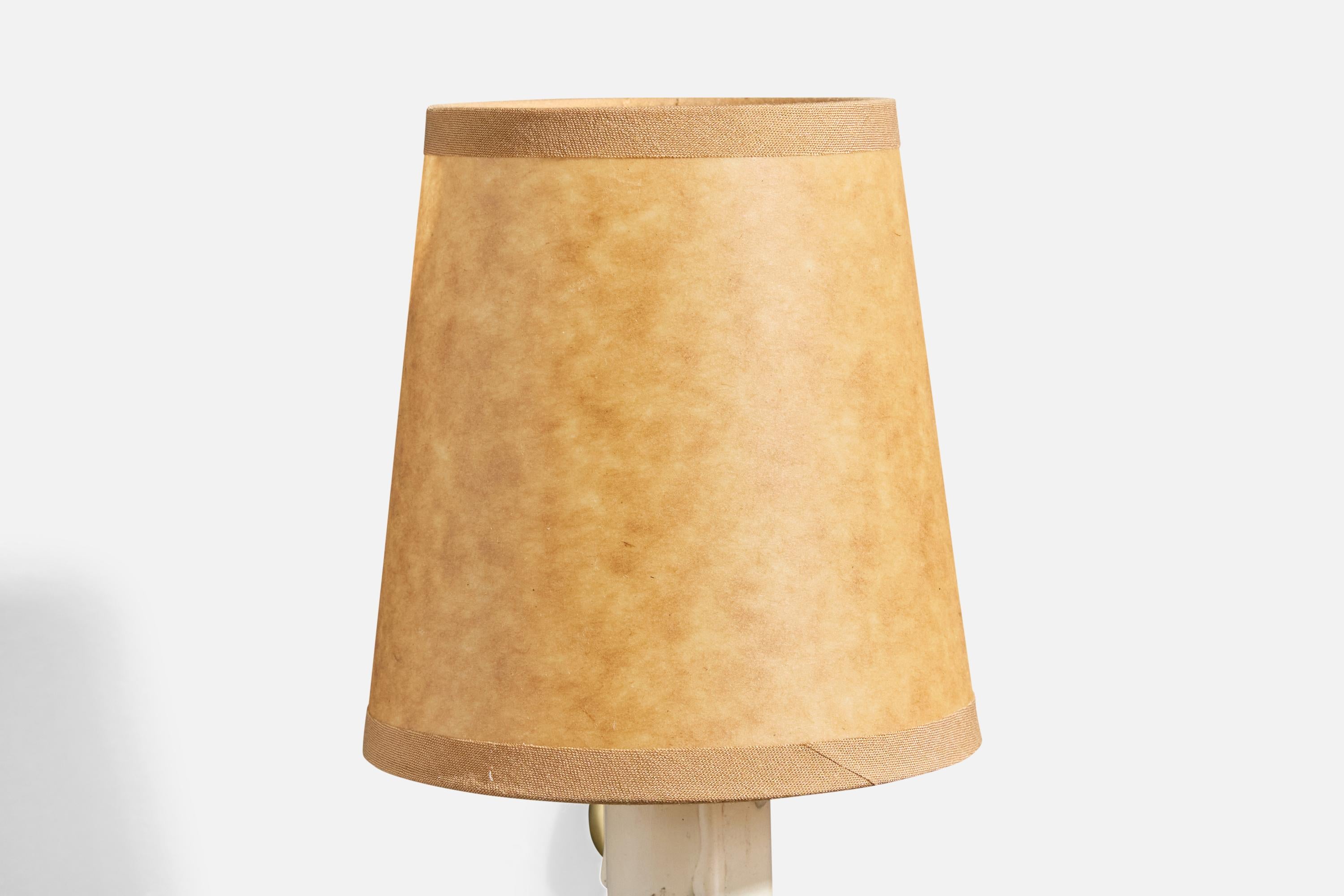 Designer francese, lampade da parete, ottone, pergamena, Francia, anni '50 in vendita 3