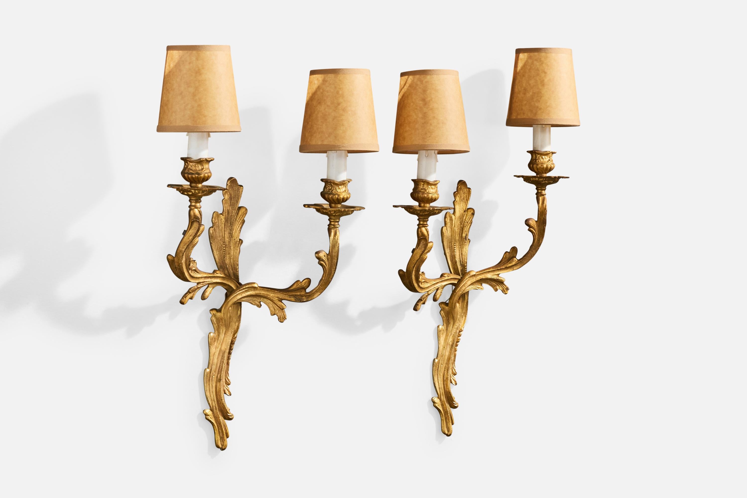 French Designer, Wall Lights, Brass, Parchment Paper, France, 1950s In Good Condition For Sale In High Point, NC