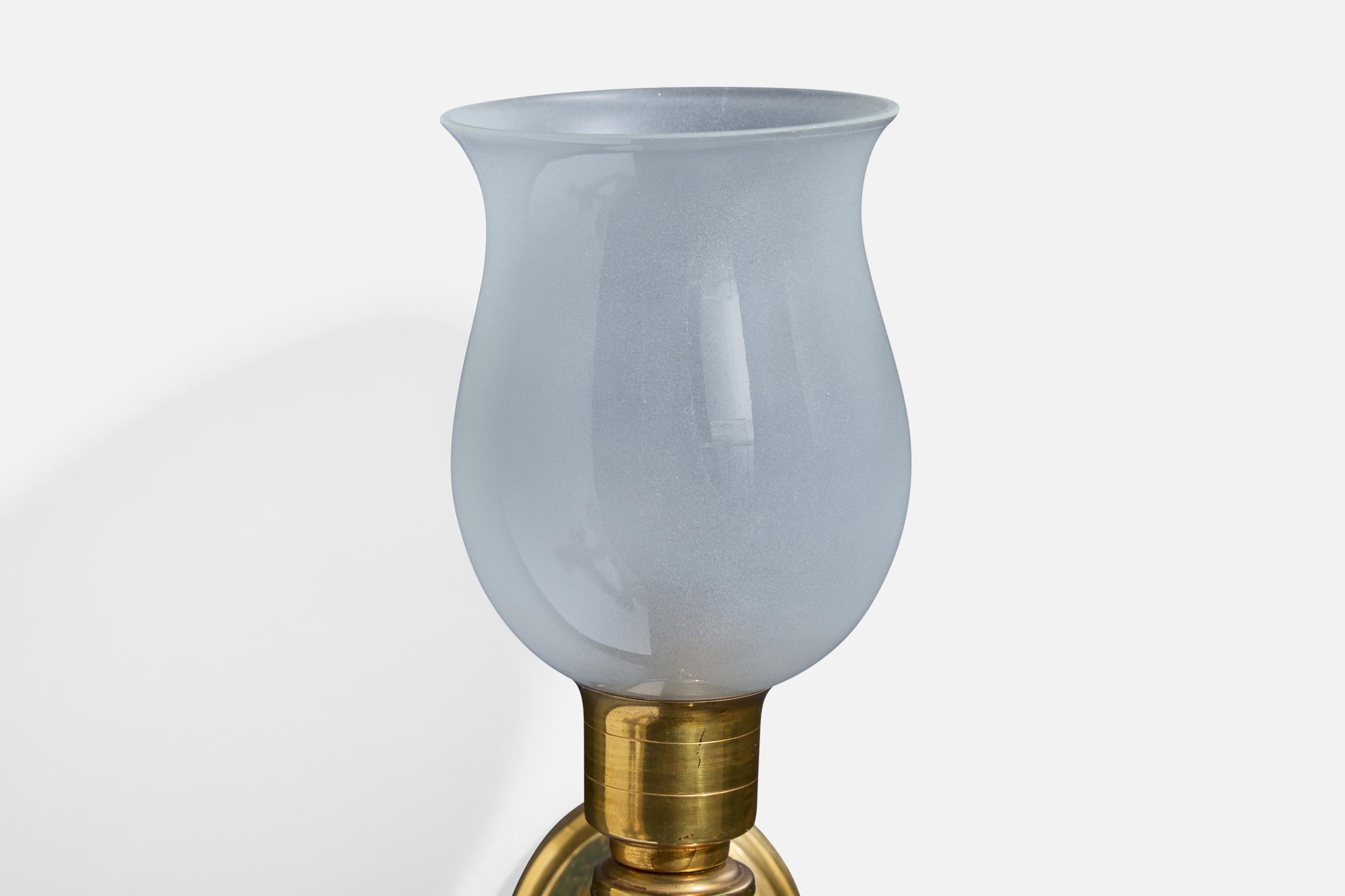 Designer francese, lampade da parete, ottone, legno, vetro, Francia, anni '50 in vendita 2