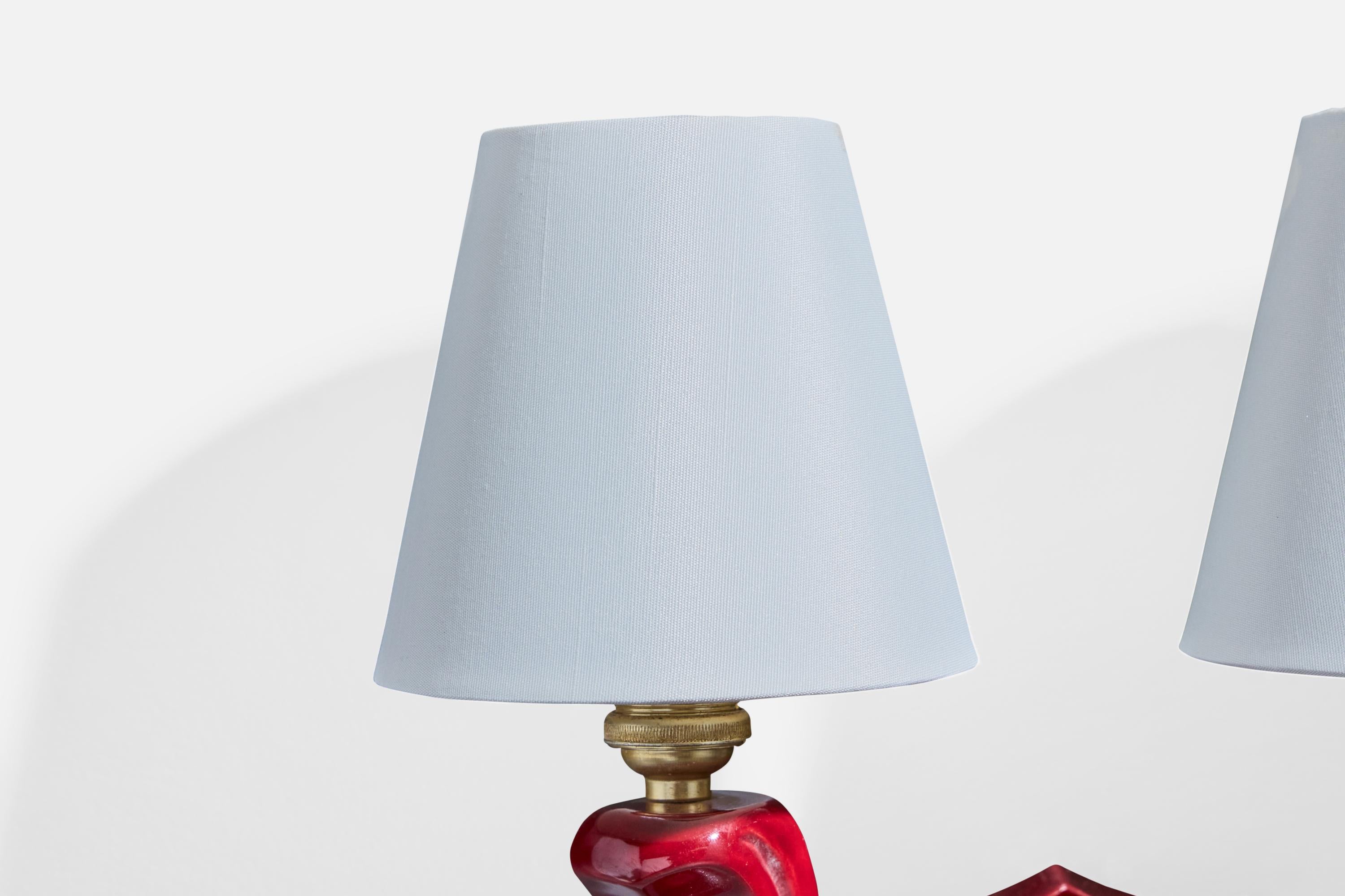 Designer francese, lampade da parete, ceramica, ottone, tessuto, Francia, anni '60 in vendita 1