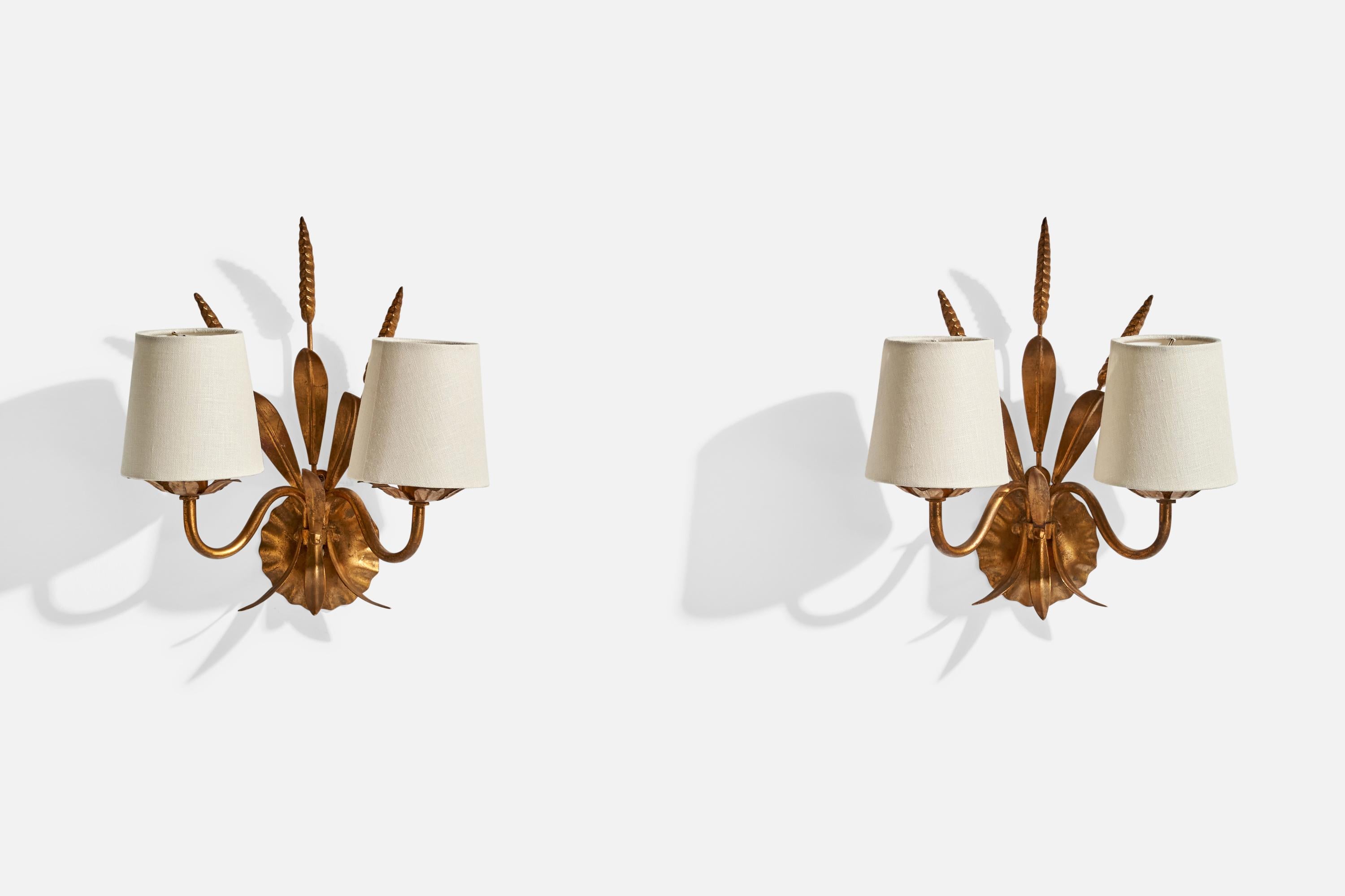 A pair of copper and white fabric wall lights designed and produced in France, c. 1940s.

Overall Dimensions (inches):  12” H x  10.75” W x  5.75“D
Back Plate Dimensions (Inches):  3.75” H x 3.75” W x .75” D
Bulb Specifications: E-14 Bulbs
Number of