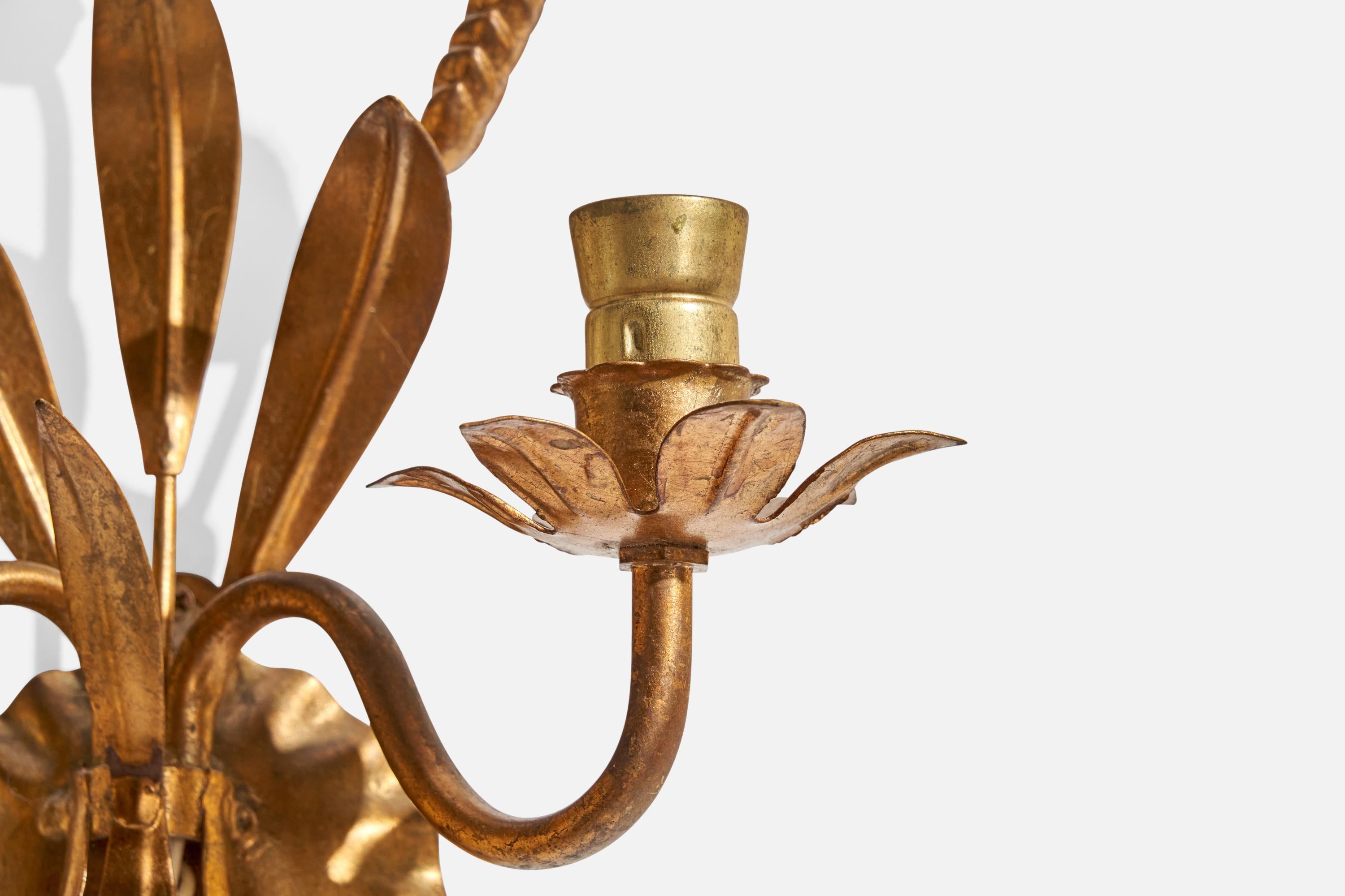 French Designer, Wall Lights, Copper, Fabric, France, 1940s For Sale 5