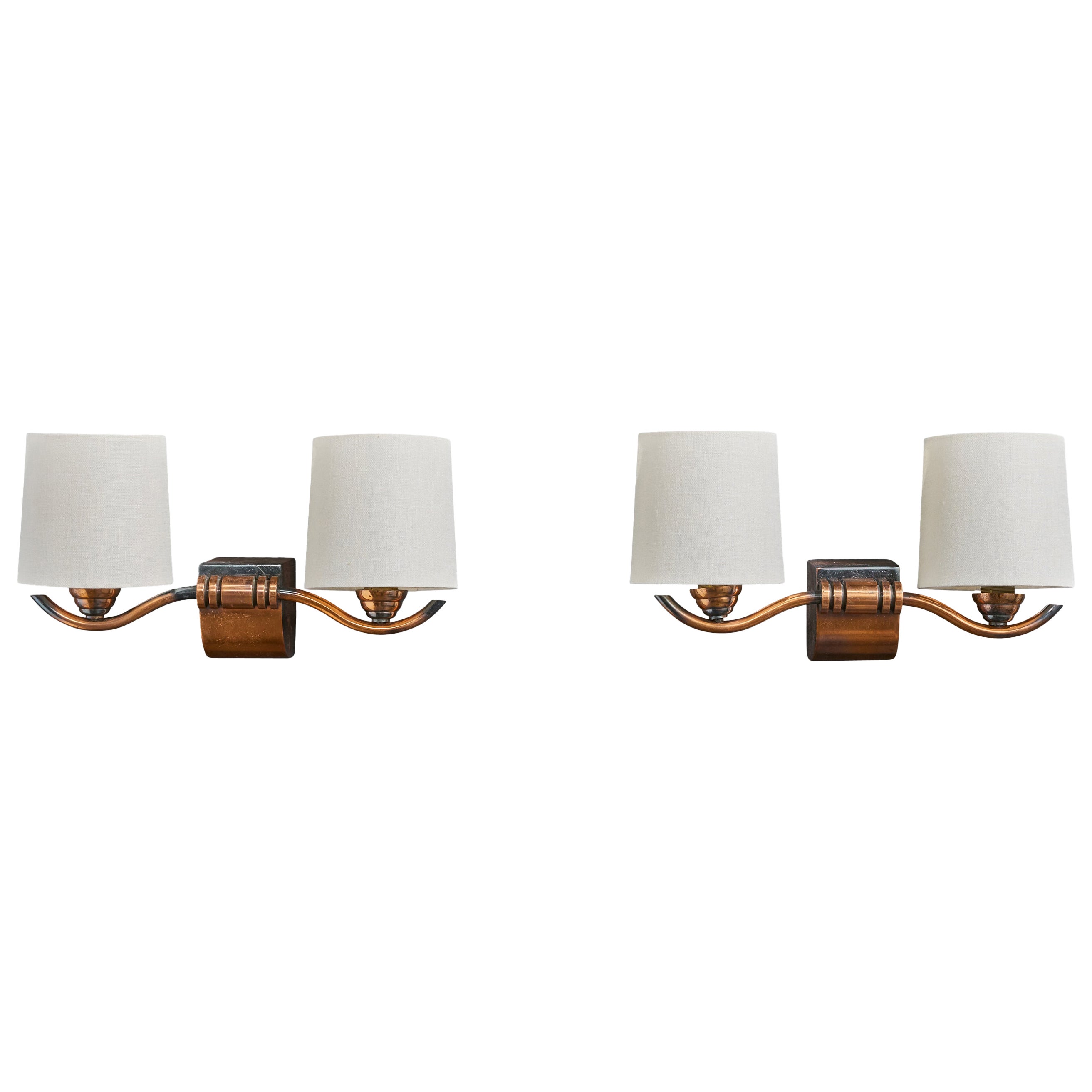 Designer francese, lampade da parete, rame, tessuto, Francia, anni 
1950