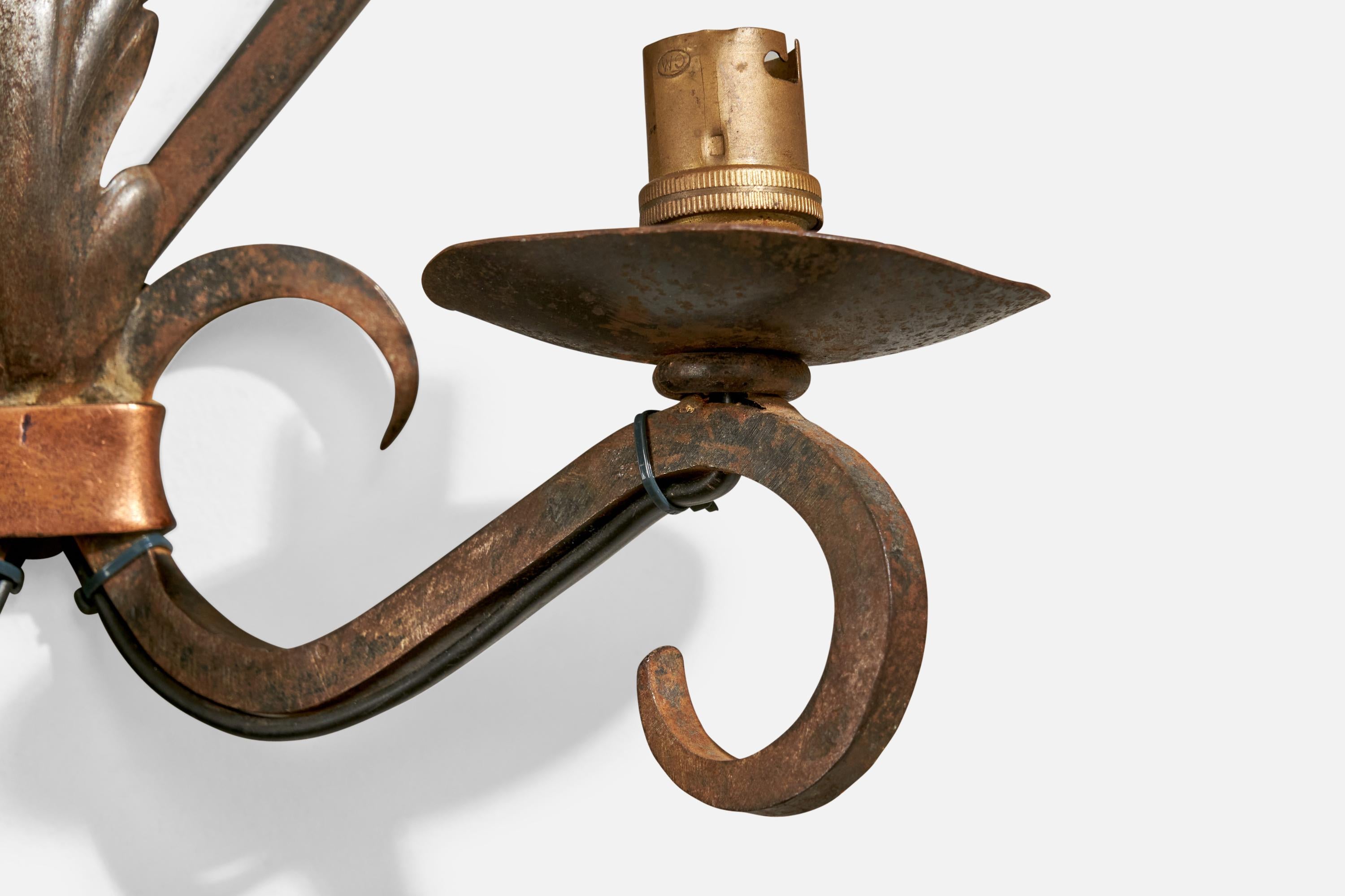 Designer francese, lampade da parete, ferro, tessuto, Francia, anni '30 in vendita 2