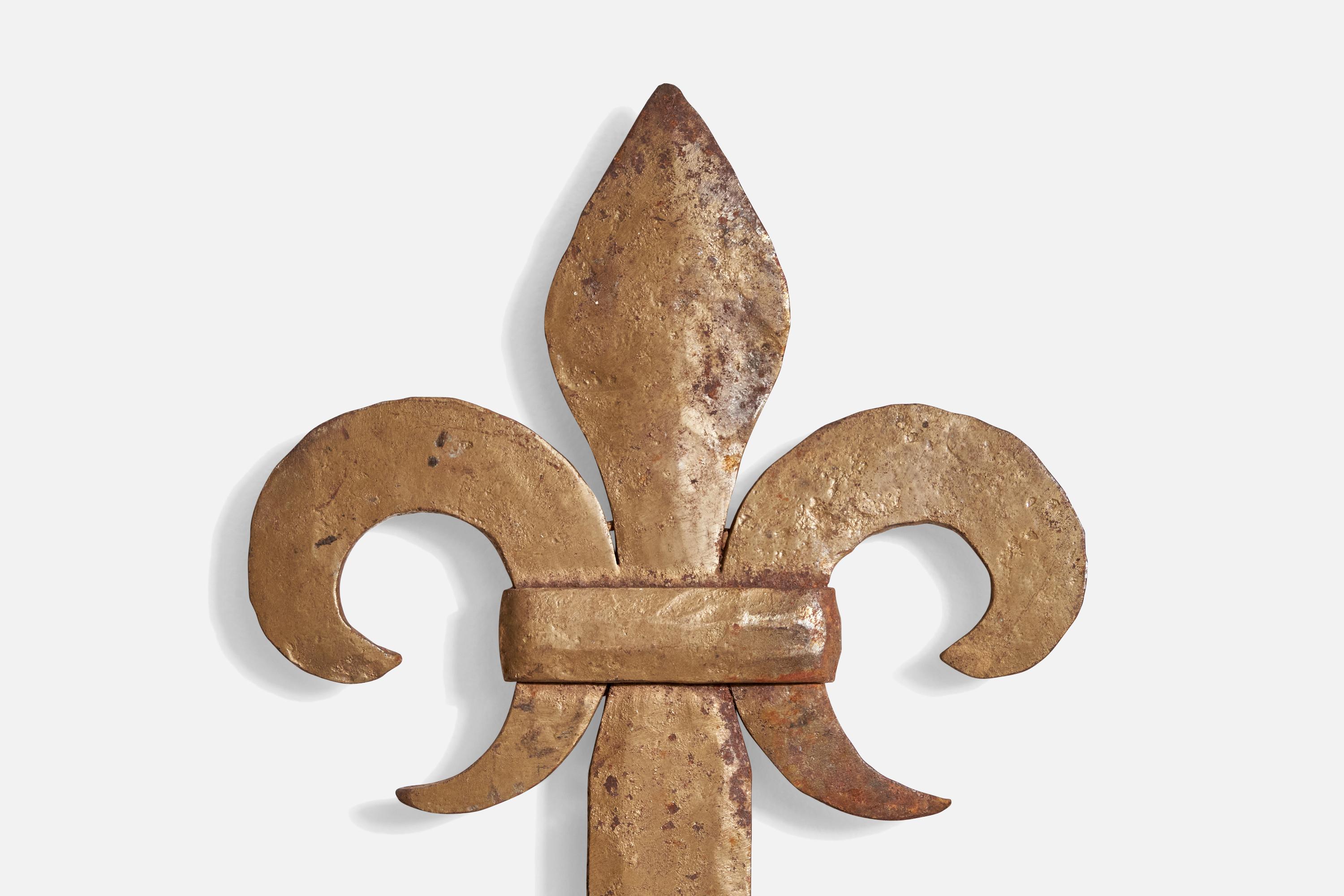 French Designer, Wall Lights, Iron, Fabric, France, 1940s For Sale 2