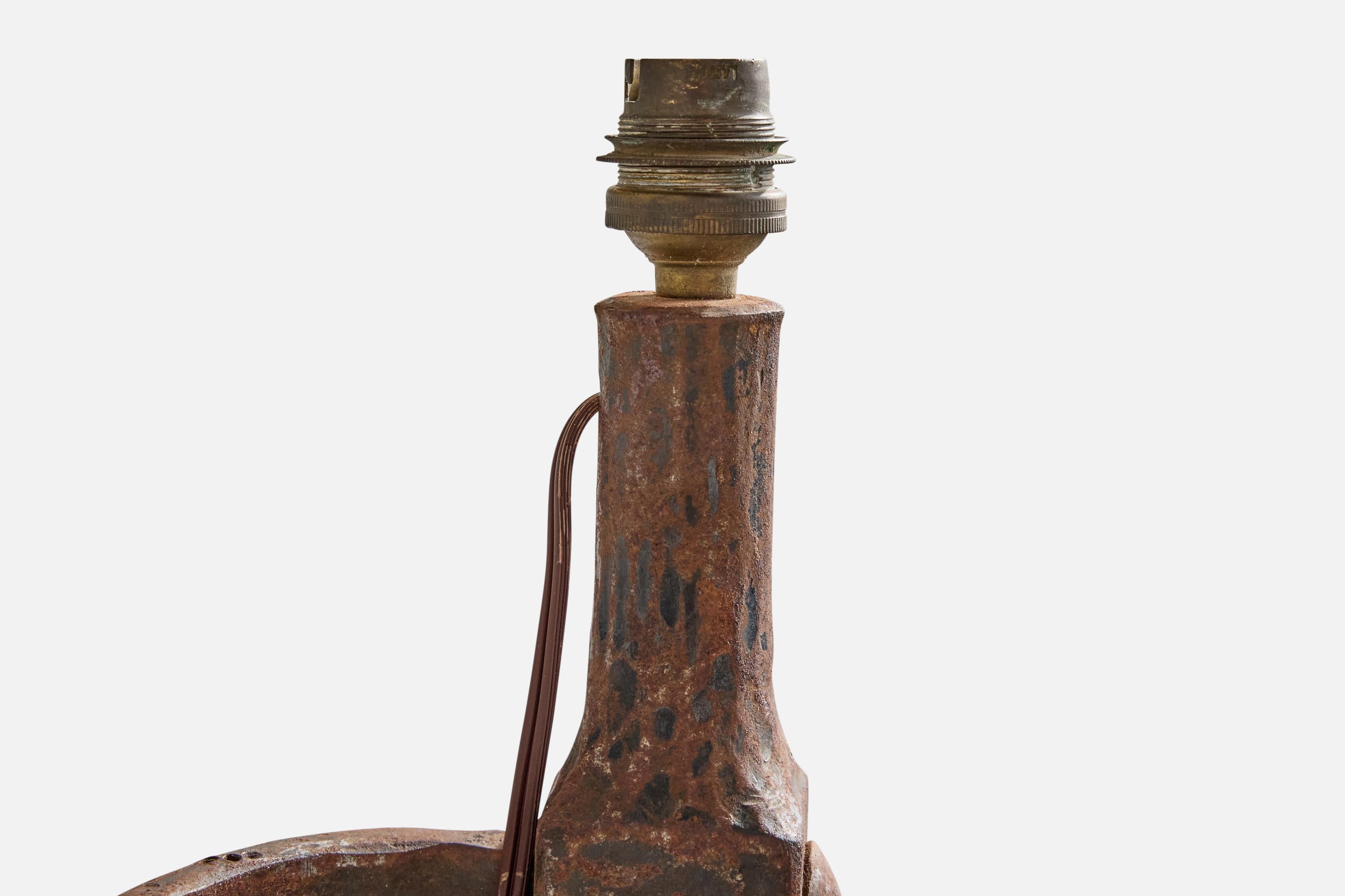 French Designer, Wall Lights, Iron, Fabric, France, 1940s For Sale 4
