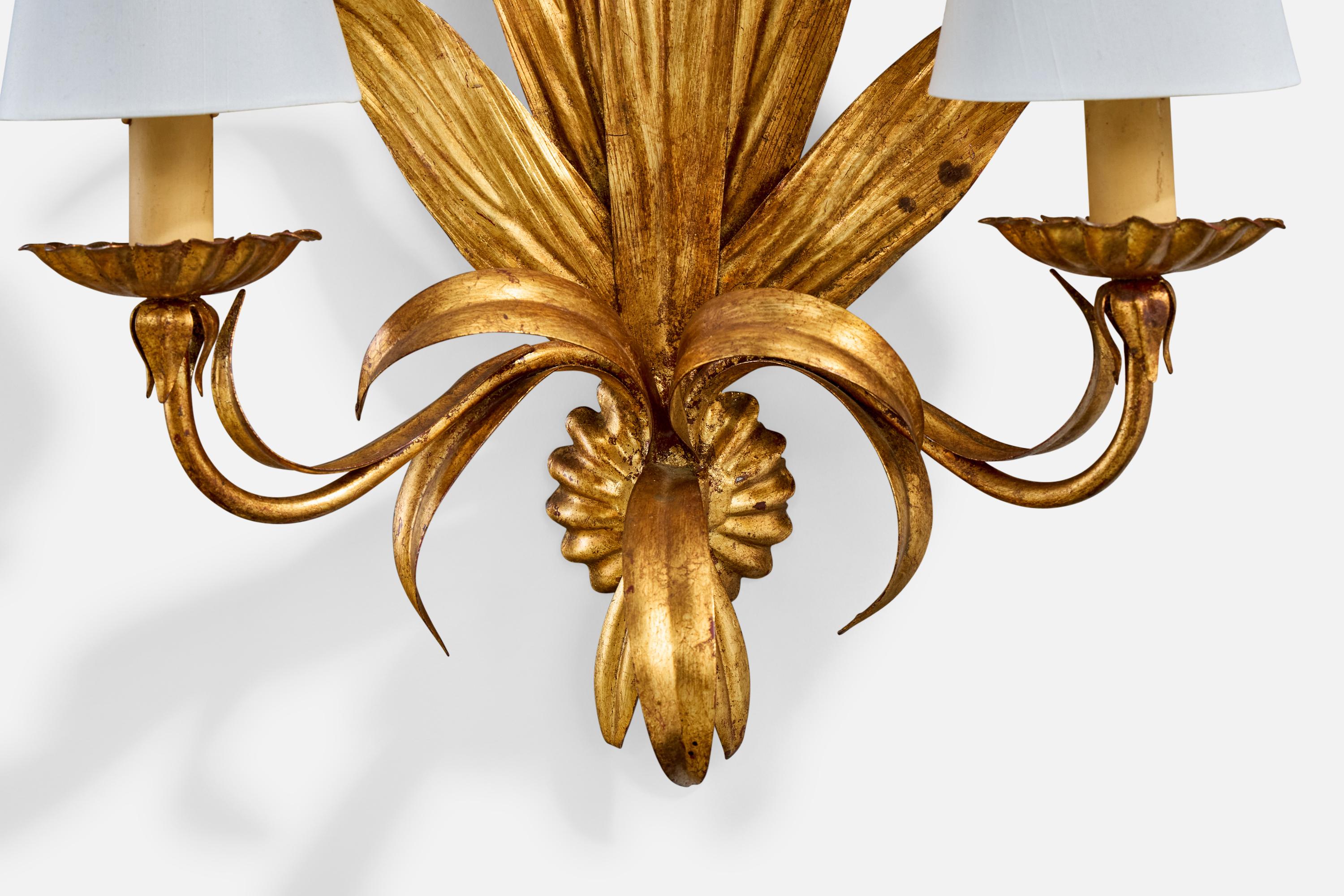 French Designer, Wall Lights, Metal, Bakelite, Fabric, France, 1940s For Sale 2