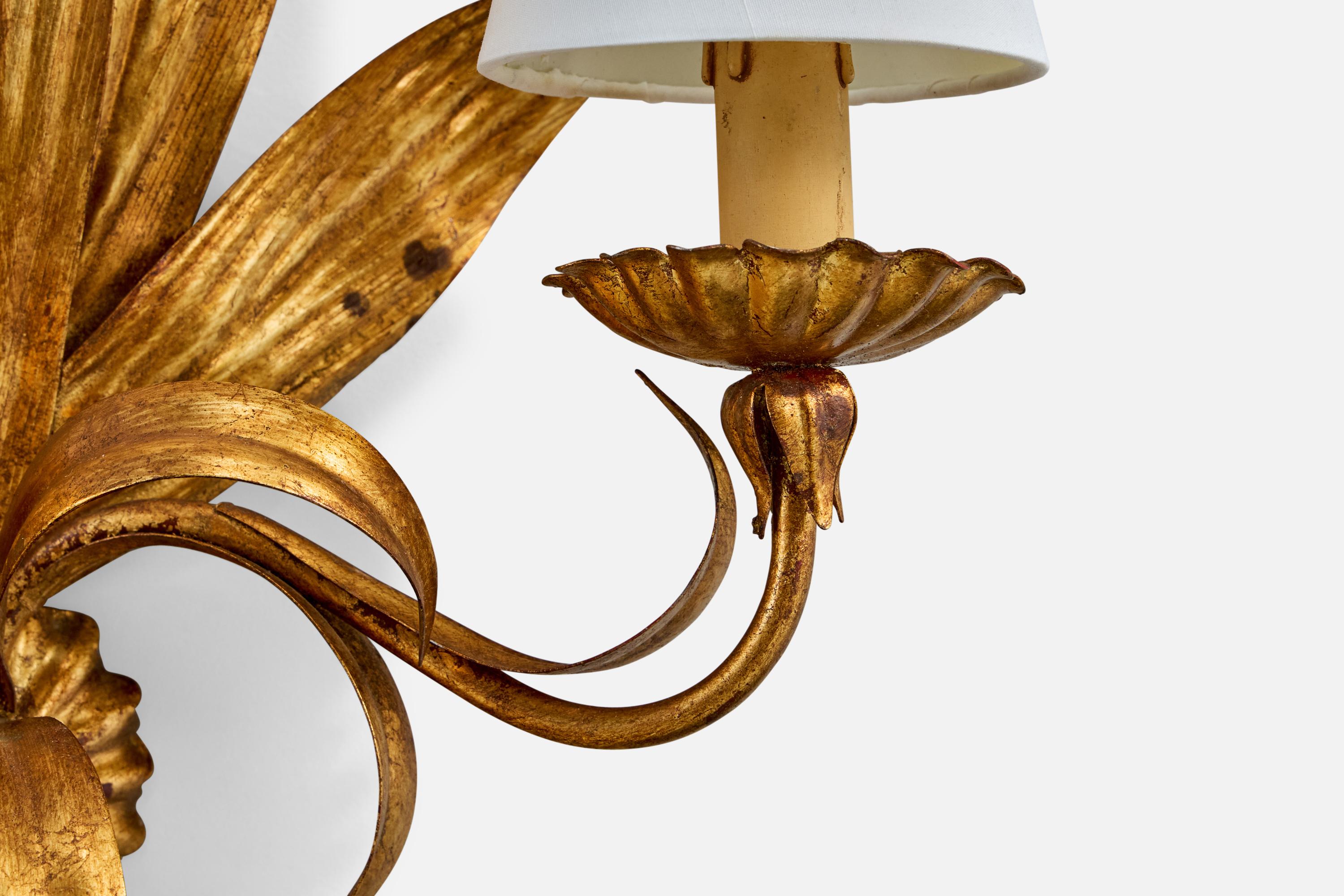 French Designer, Wall Lights, Metal, Bakelite, Fabric, France, 1940s For Sale 3