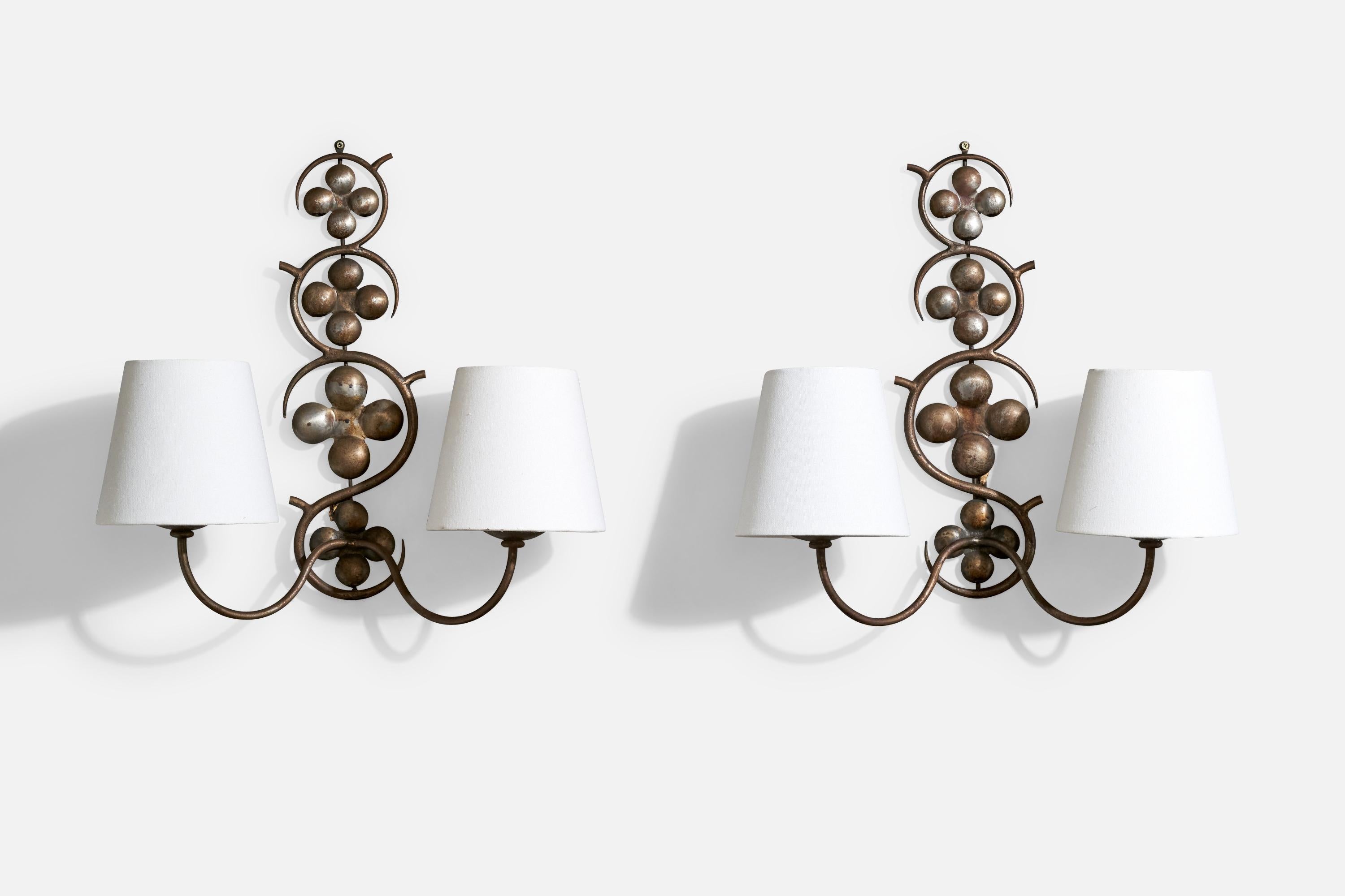 A pair of bronze-painted metal and white fabric wall lights designed and produced in France, c. 1940s.

Overall Dimensions (Inches): 17.2” H x 17.25” W x 6.875” D

Bulb Specifications: E-14 T8 Incandescent

Number of Sockets (per fixture): 2

Does