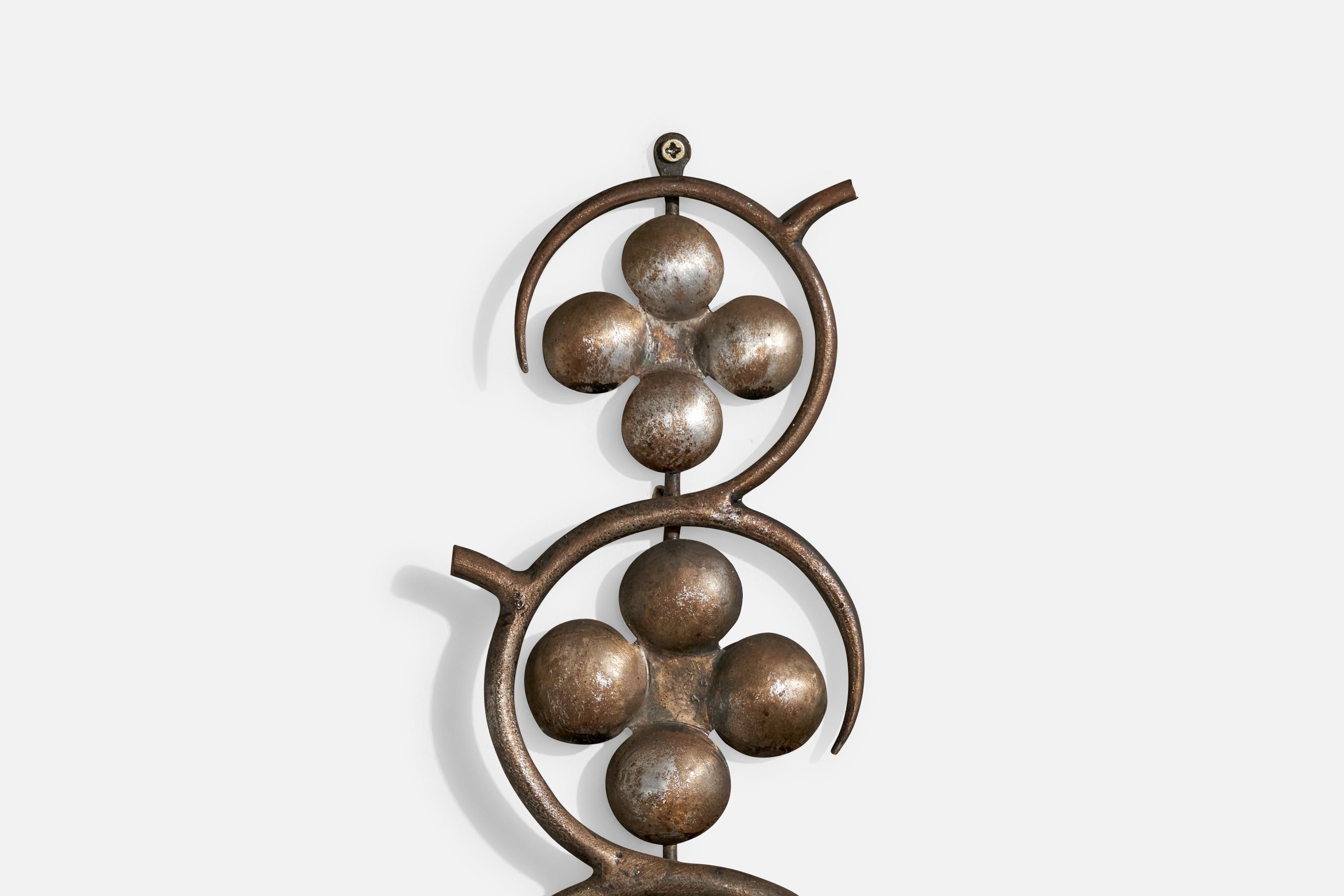 French Designer, Wall Lights, Metal, Fabric, France, 1940s For Sale 2