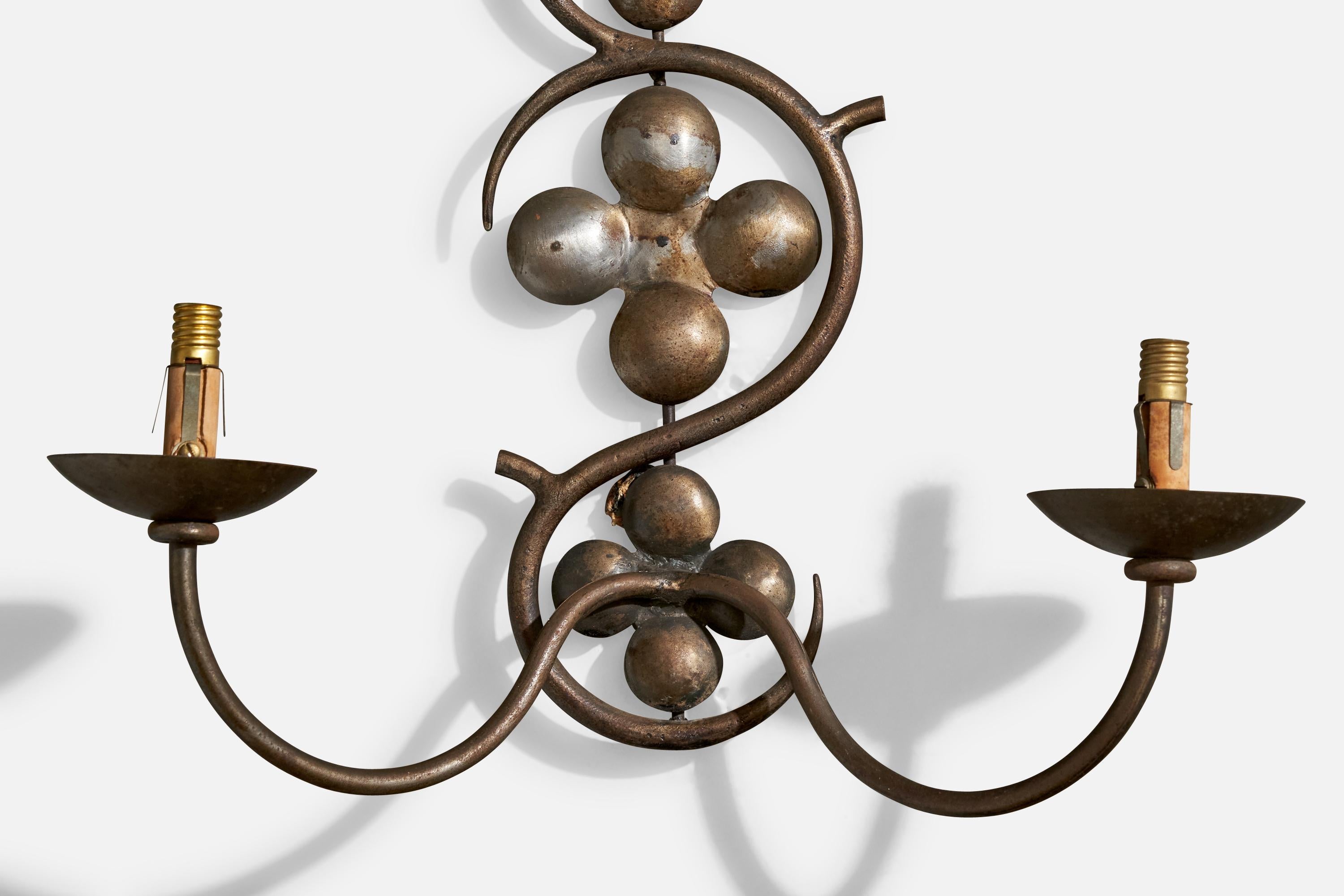 French Designer, Wall Lights, Metal, Fabric, France, 1940s For Sale 3