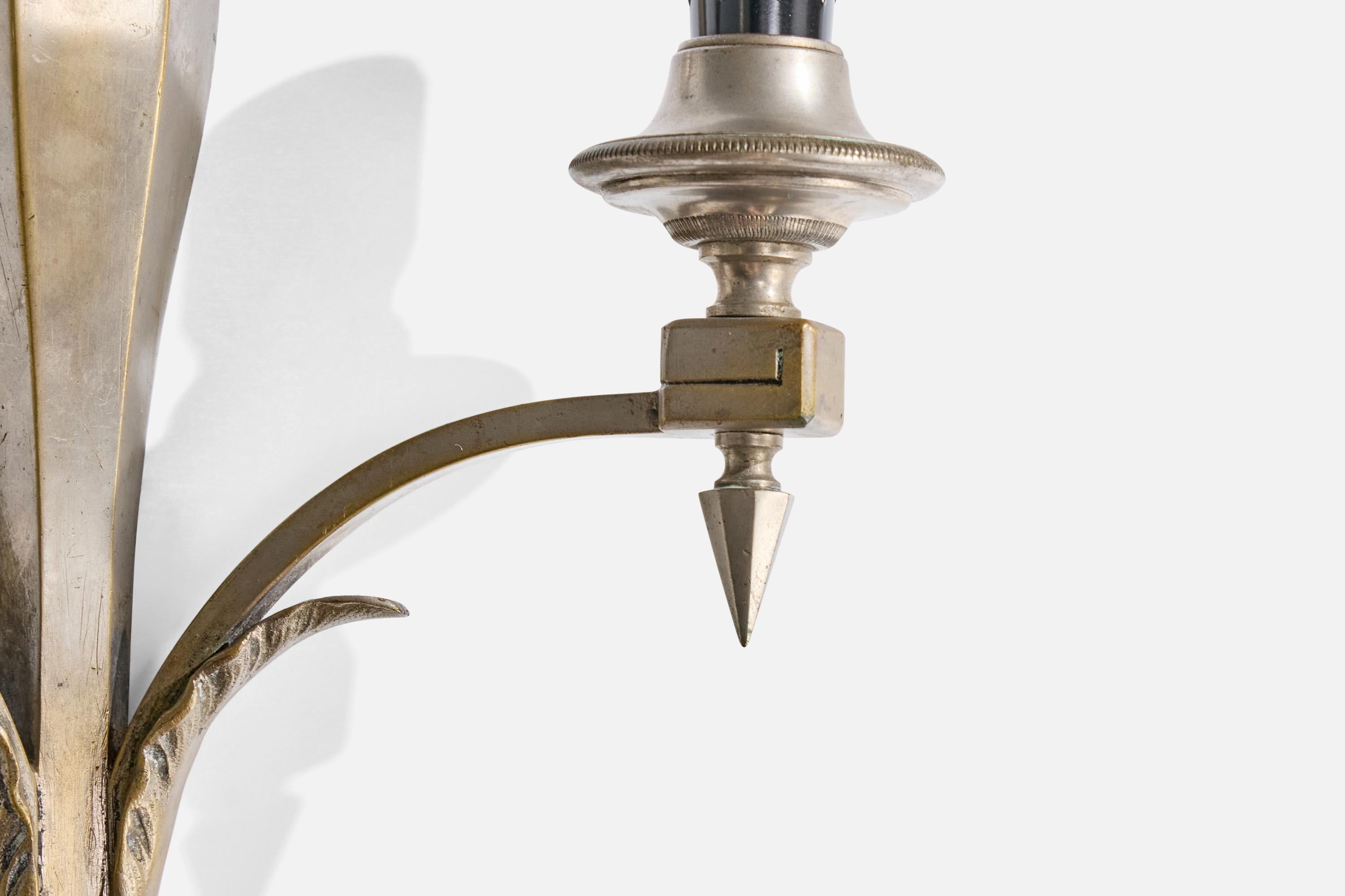 French Designer, Wall Lights, Metal, Fabric, France, 1940s For Sale 4