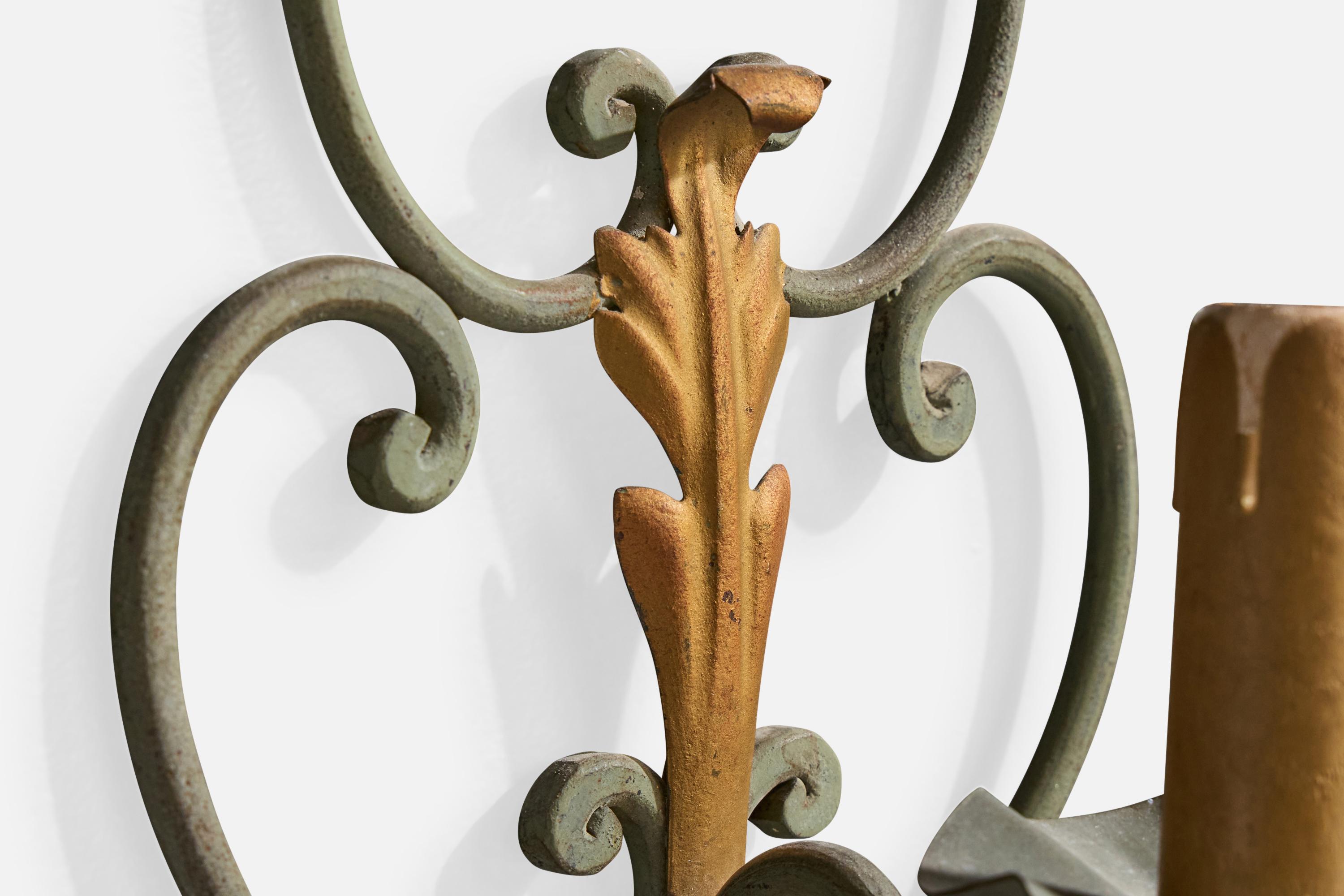 Designer francese, lampade da parete, metallo, tessuto, Francia, anni '1940 in vendita 1